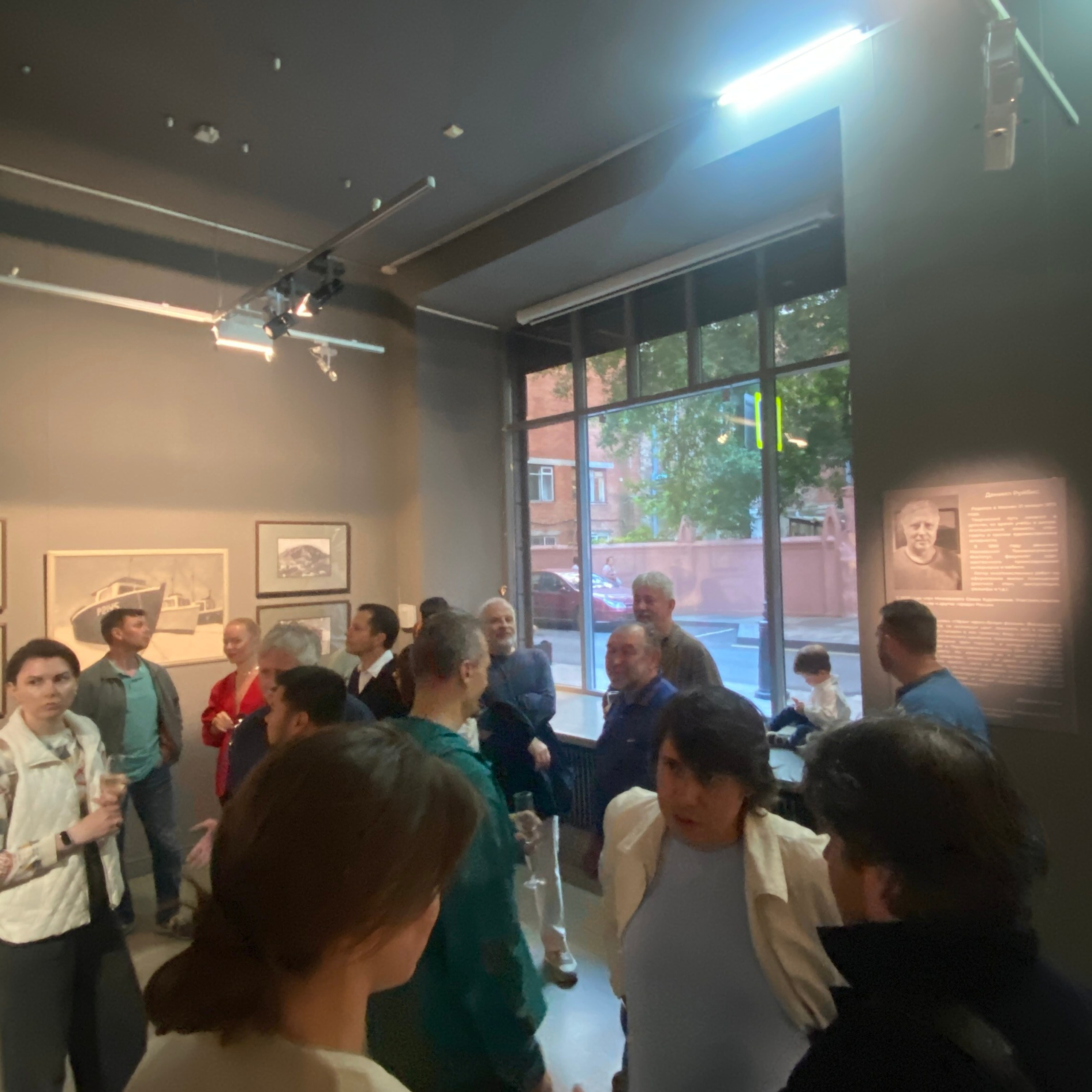 Ч/Б. Ассоциация художников монументалистов г. Москва