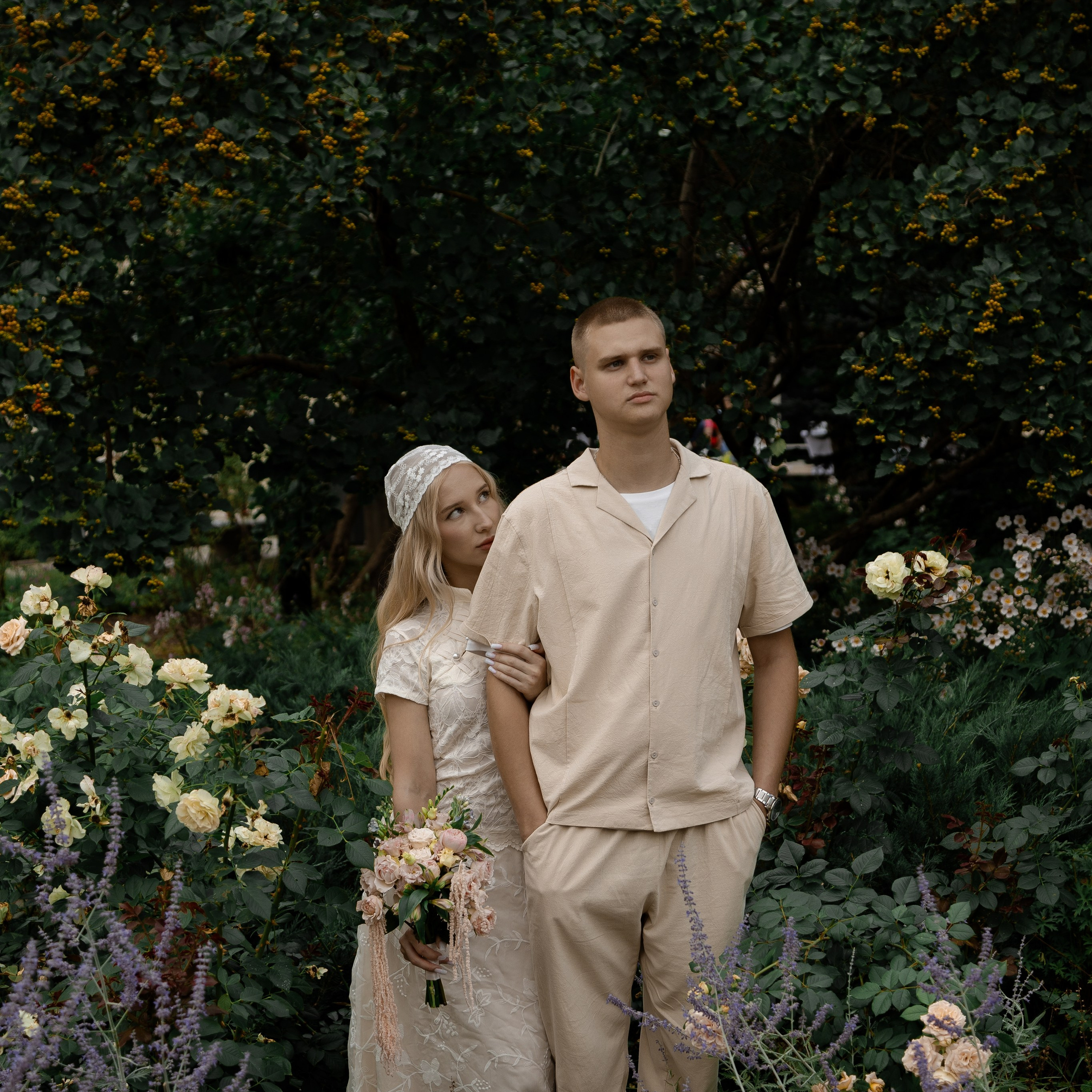 М&V