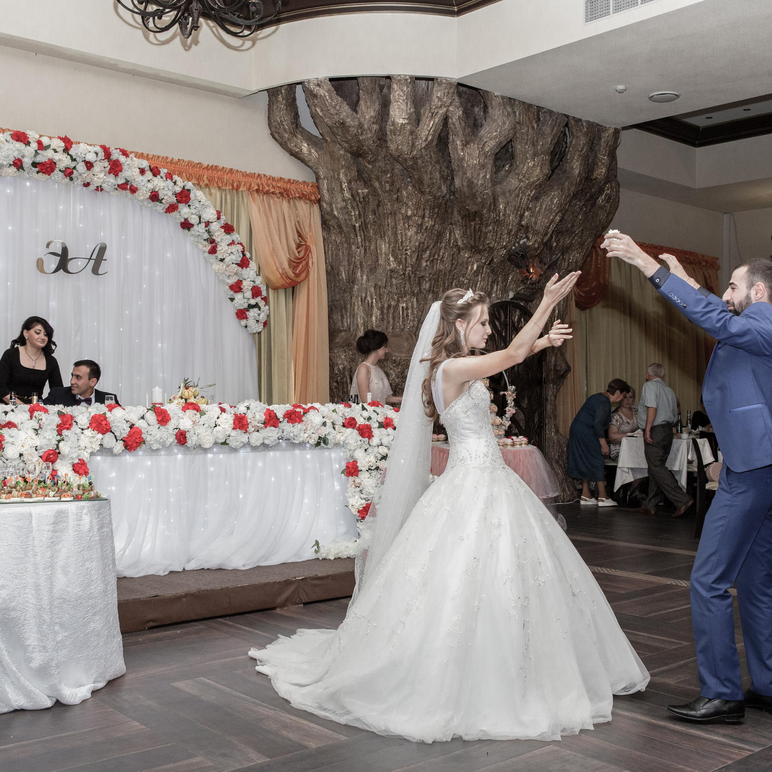 Эрнест и Александа. ФотоВидеоСъемка свадеб и мероприятий