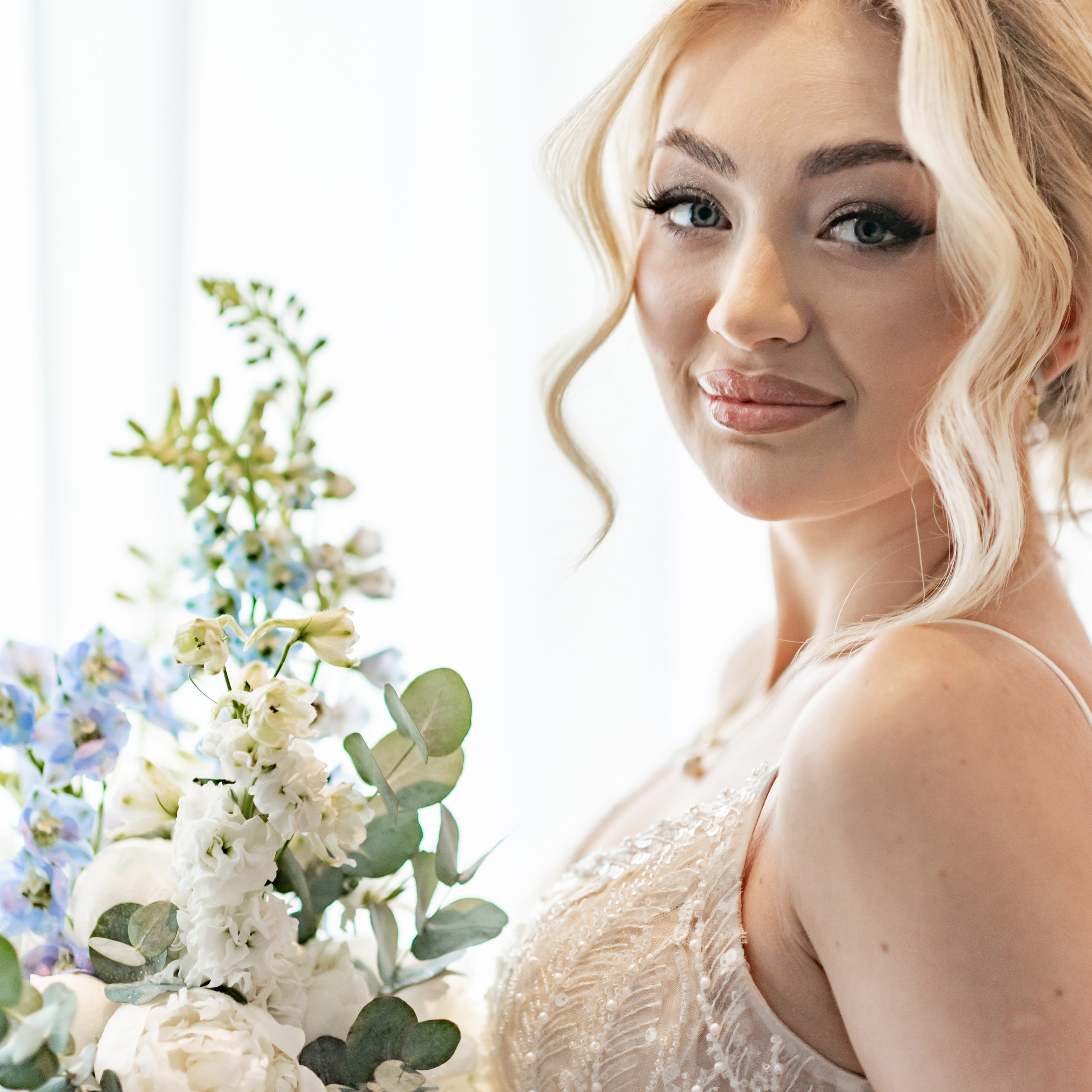 Кирилл и Виктория. ФотоВидеоСъемка свадеб и мероприятий