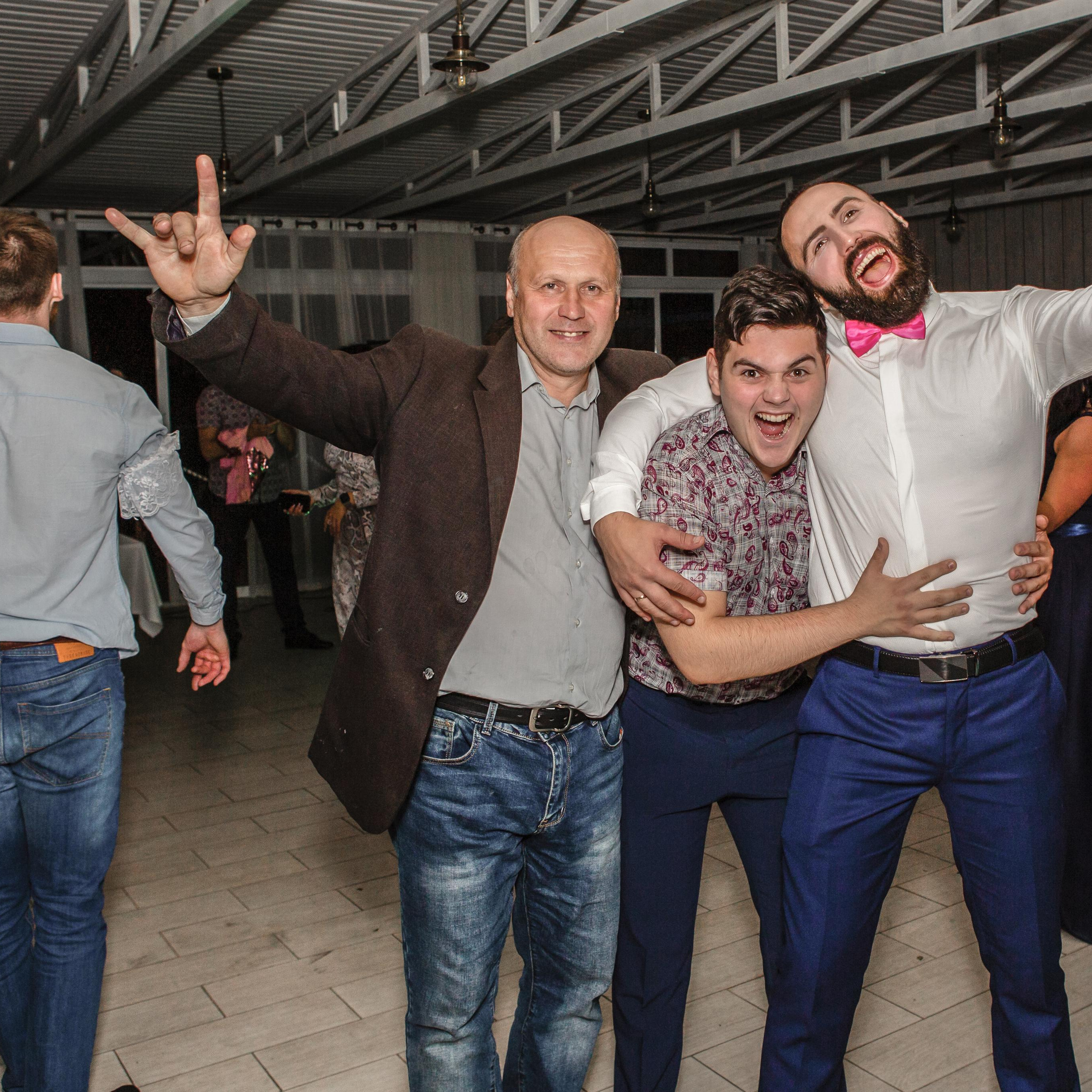 Андрей и Виктория. ФотоВидеоСъемка свадеб и мероприятий