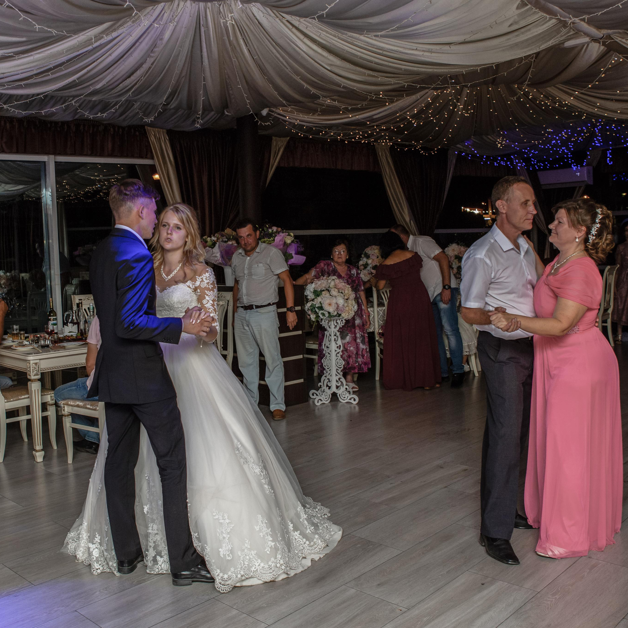 Максим и Мария. ФотоВидеоСъемка свадеб и мероприятий