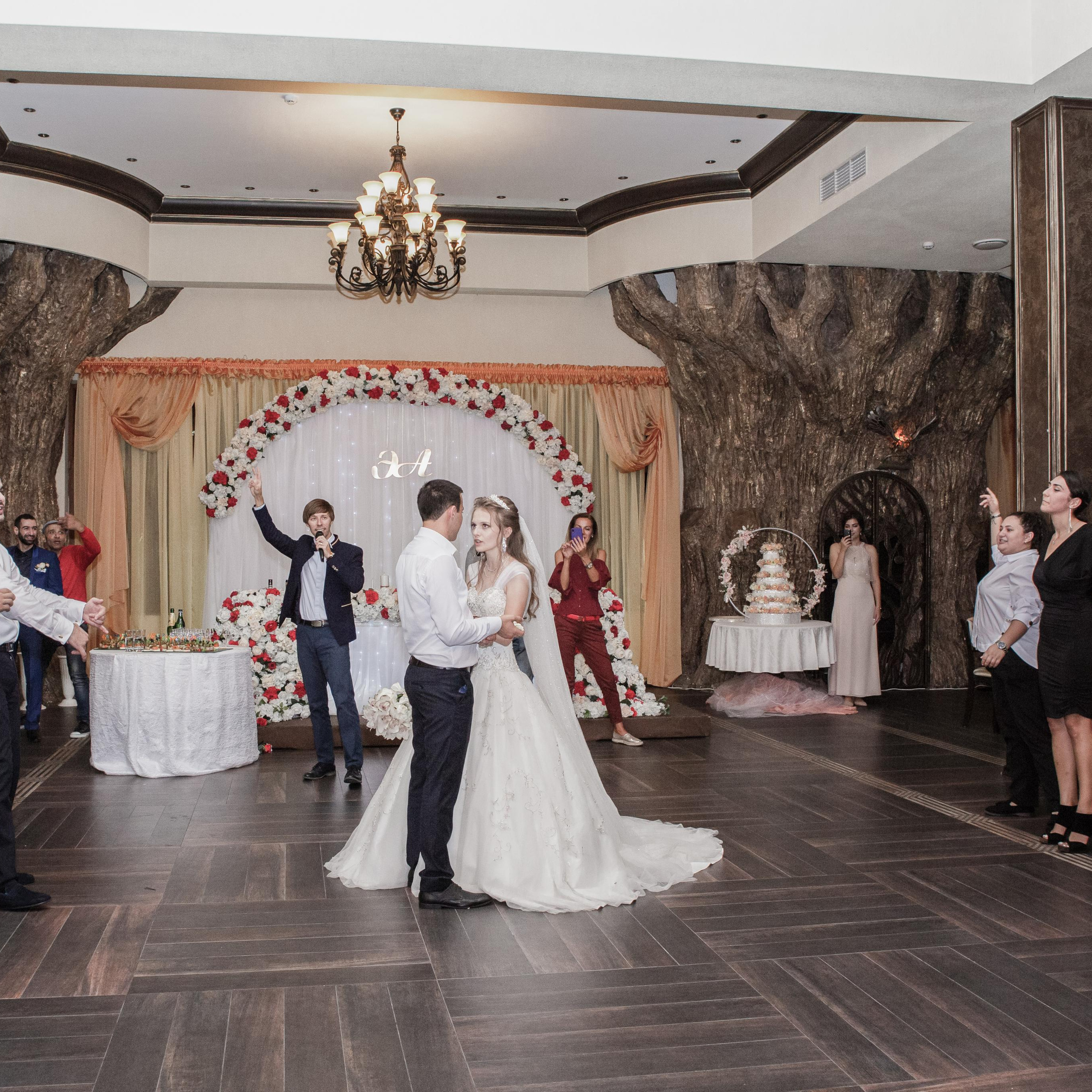 Эрнест и Александа. ФотоВидеоСъемка свадеб и мероприятий