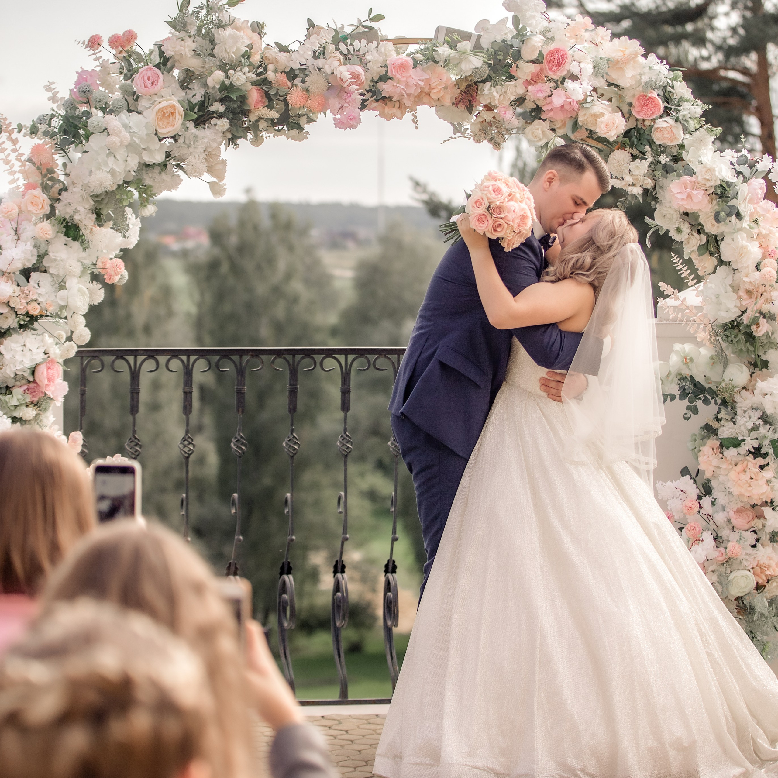 Алексей и Виктория. ФотоВидеоСъемка свадеб и мероприятий