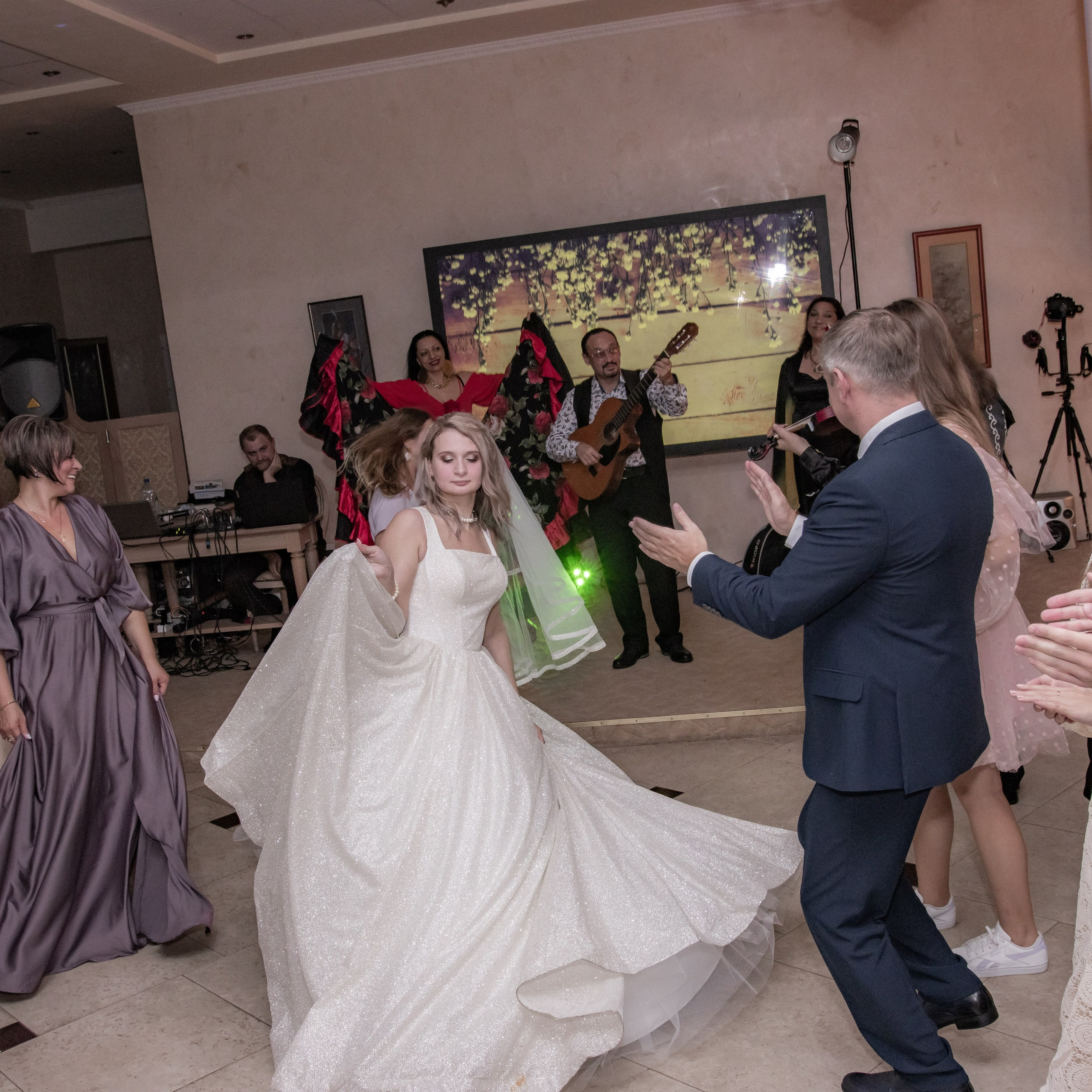 Алексей и Виктория. ФотоВидеоСъемка свадеб и мероприятий