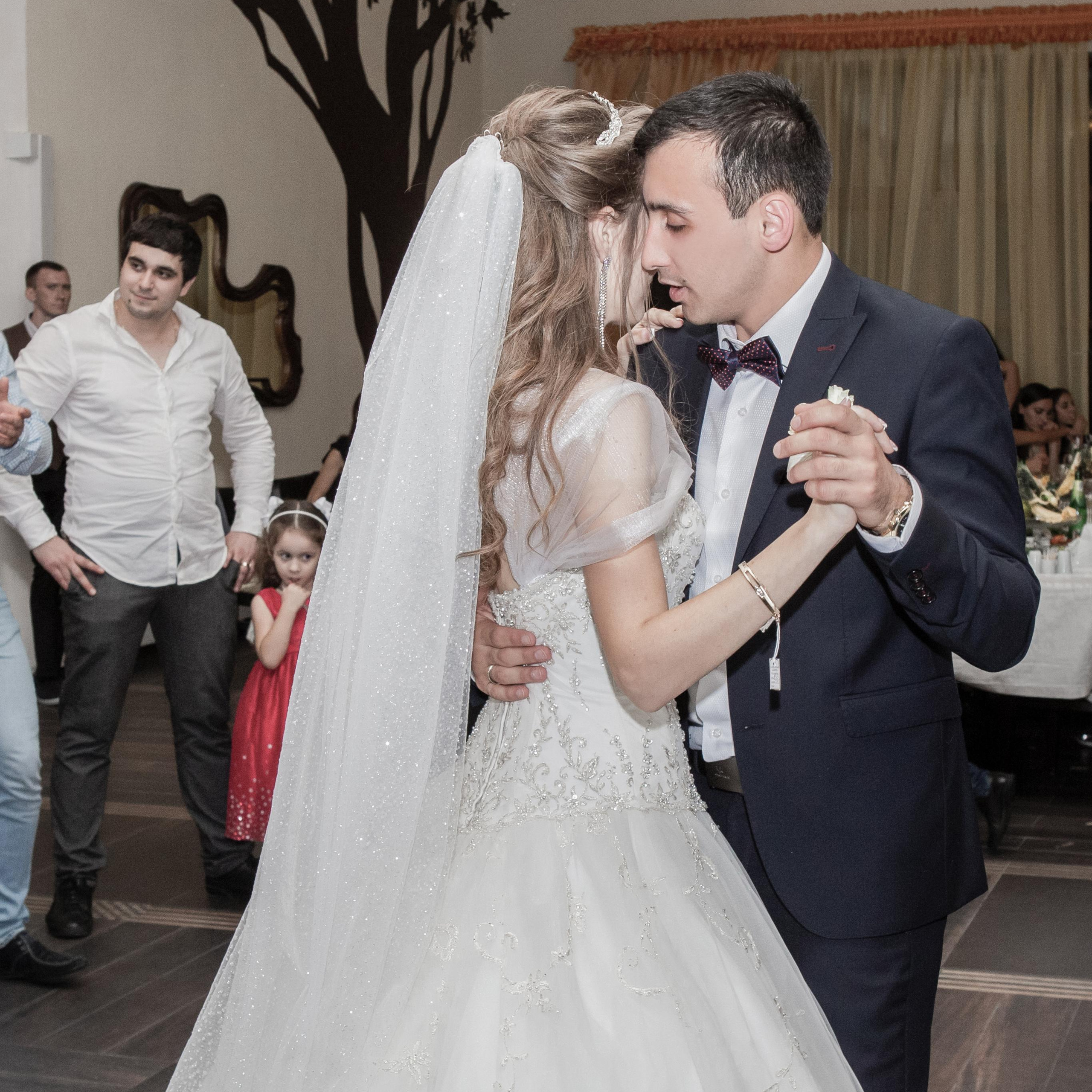 Эрнест и Александа. ФотоВидеоСъемка свадеб и мероприятий