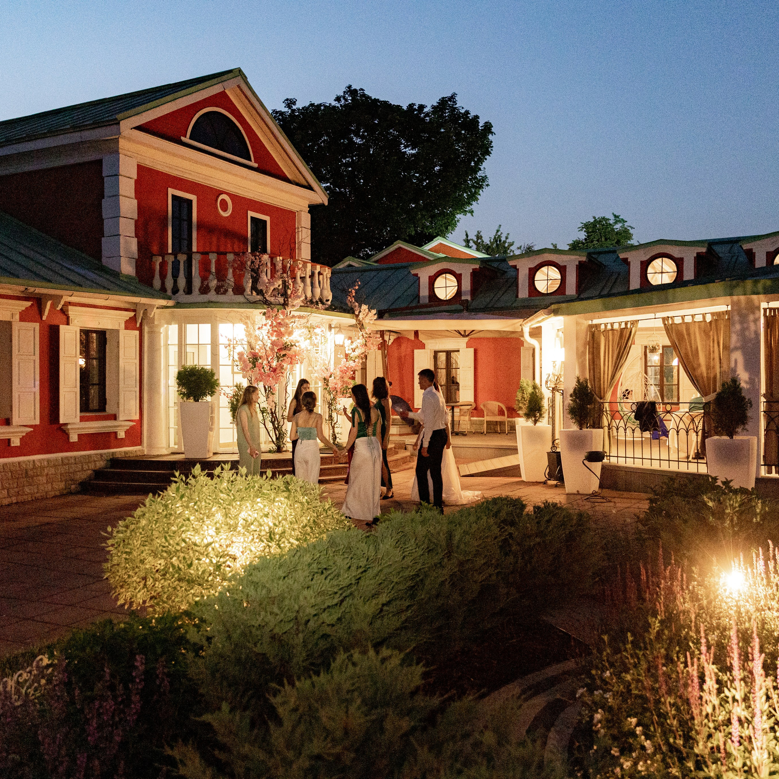 Рустам и Регина. ФотоВидеоСъемка свадеб и мероприятий