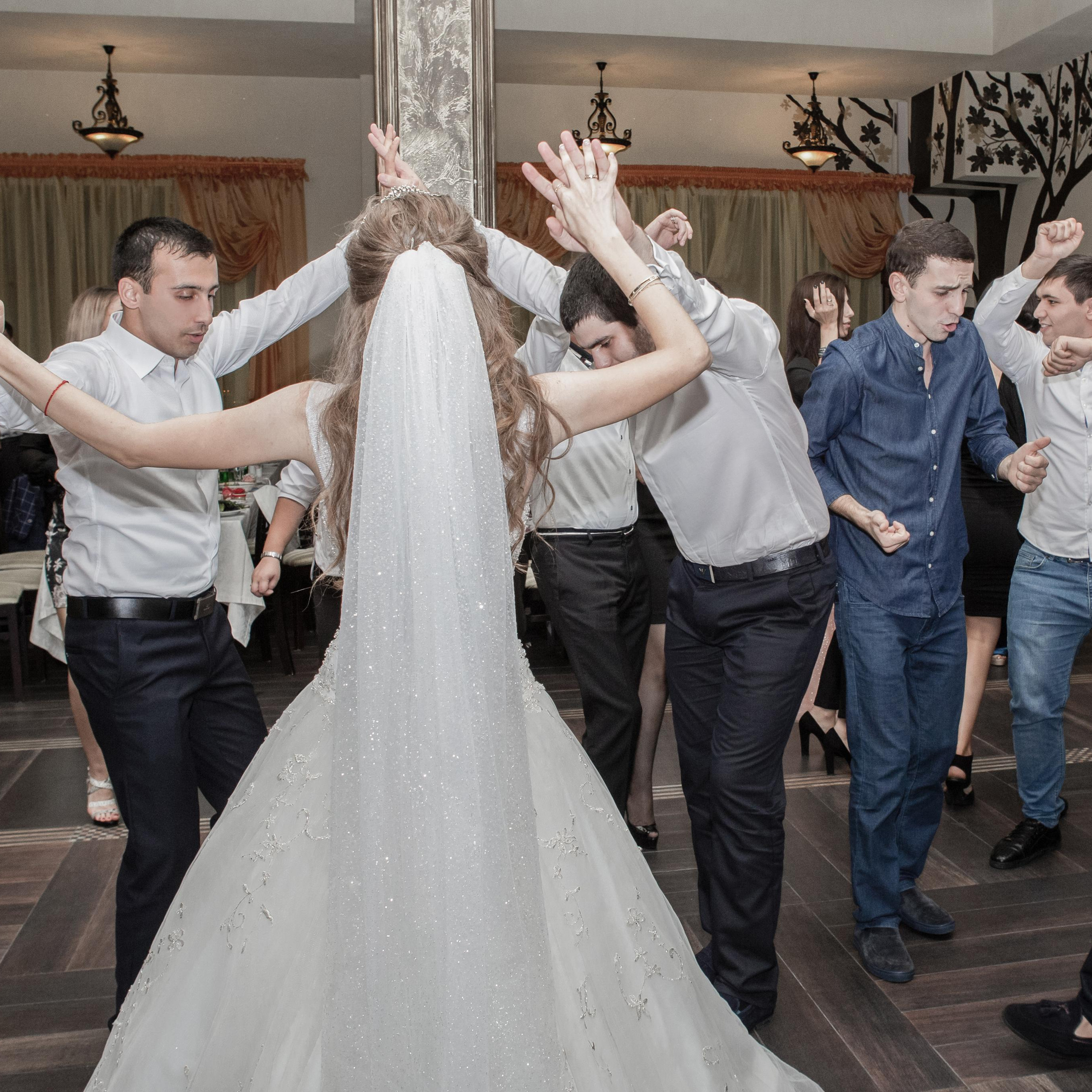 Эрнест и Александа. ФотоВидеоСъемка свадеб и мероприятий