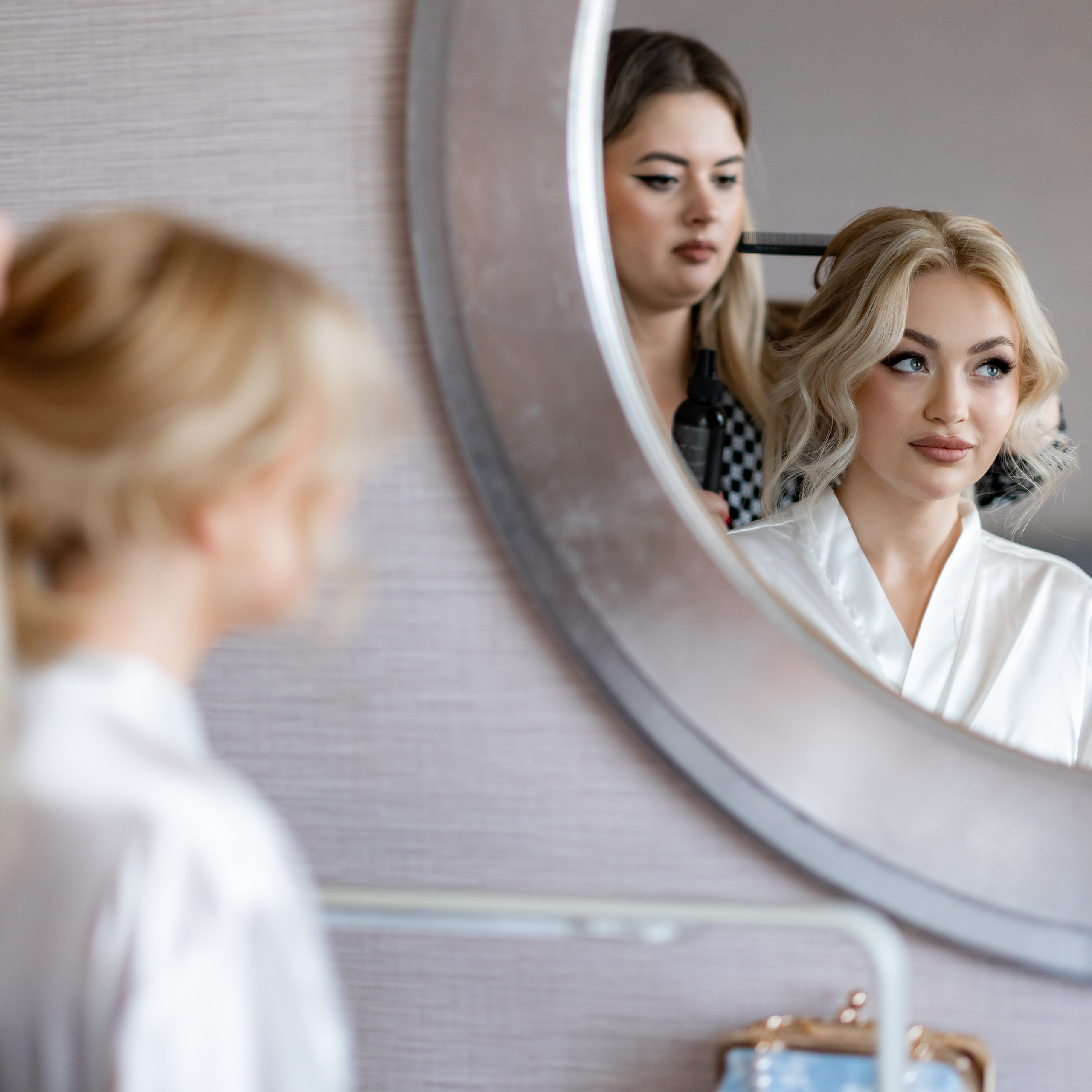 Кирилл и Виктория. ФотоВидеоСъемка свадеб и мероприятий