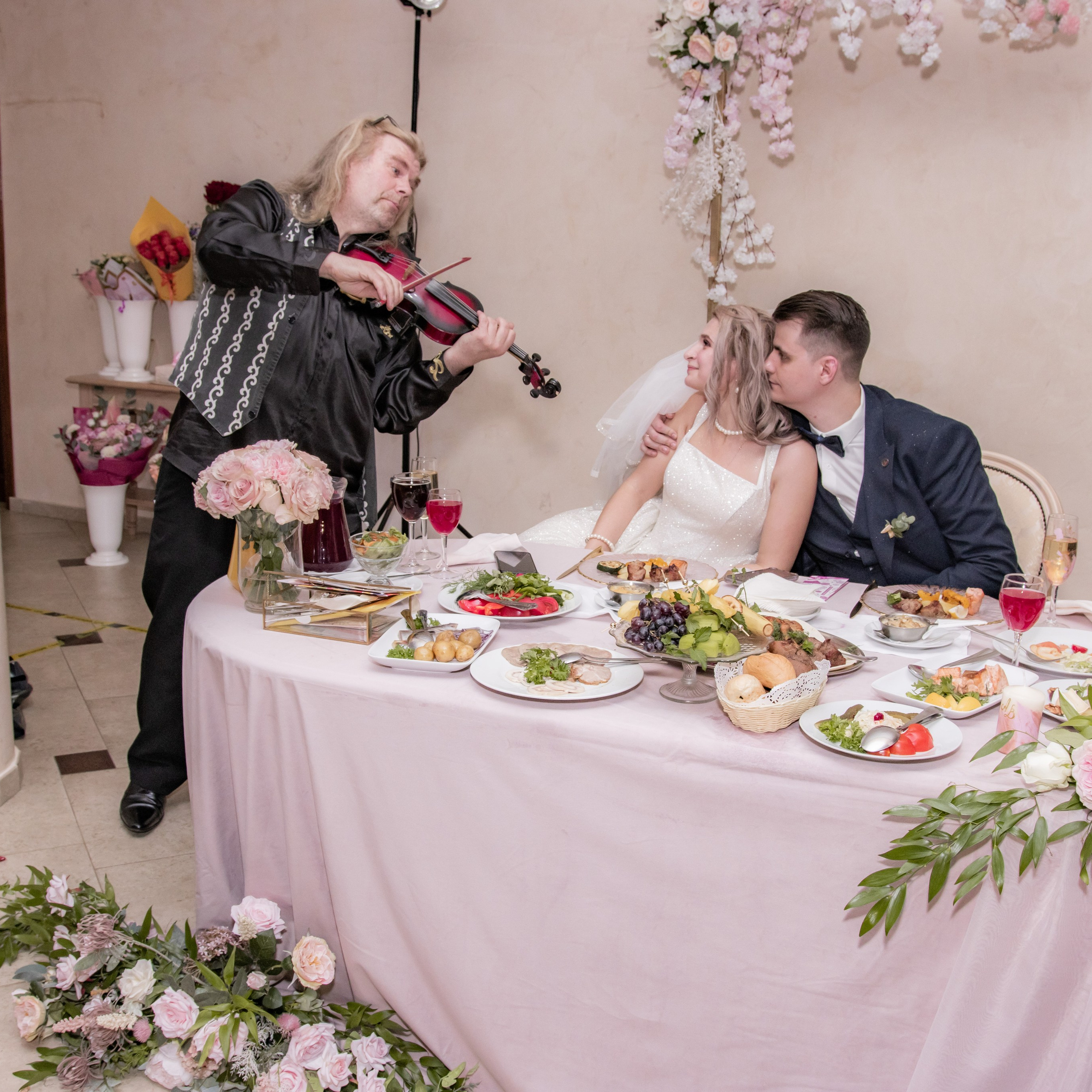 Алексей и Виктория. ФотоВидеоСъемка свадеб и мероприятий