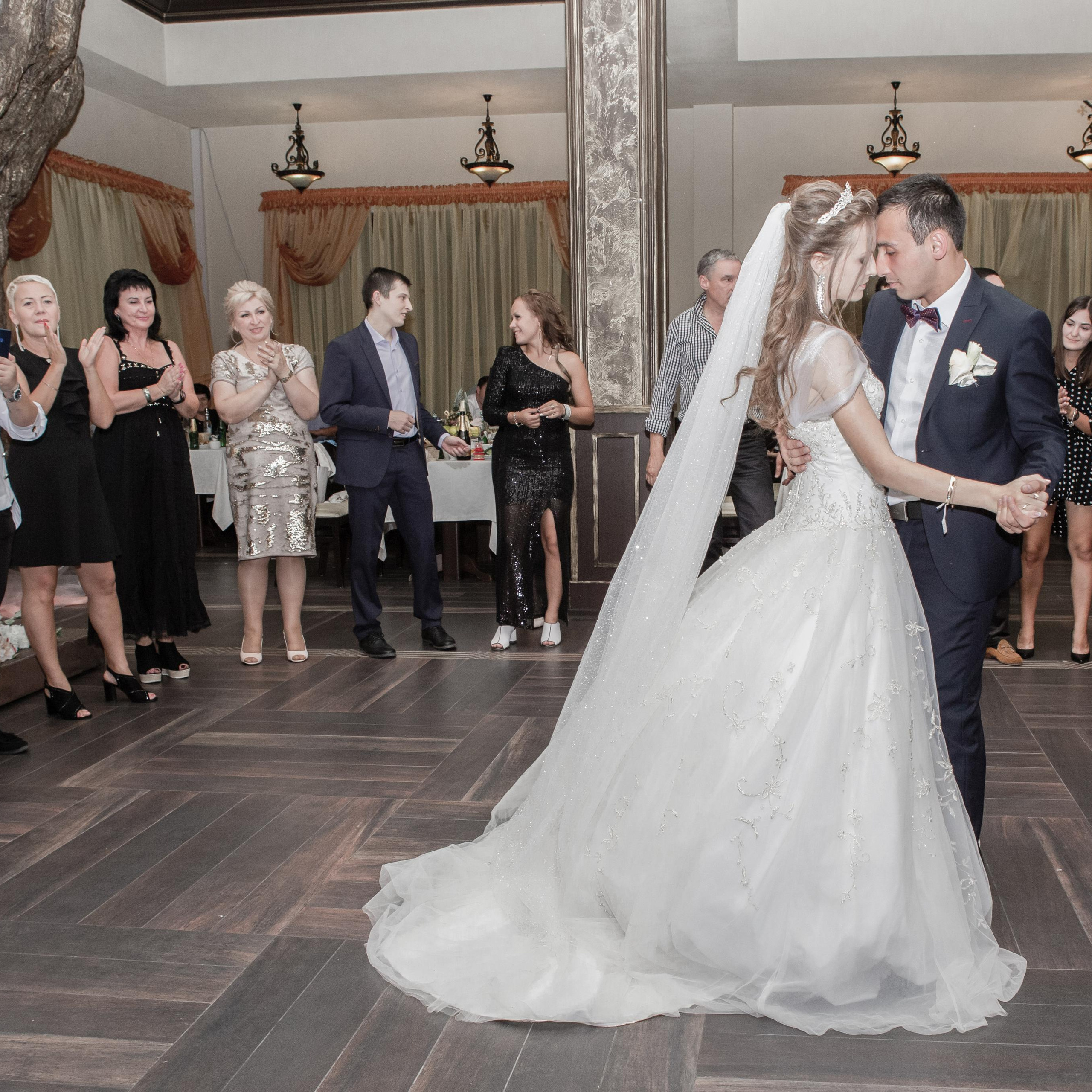 Эрнест и Александа. ФотоВидеоСъемка свадеб и мероприятий