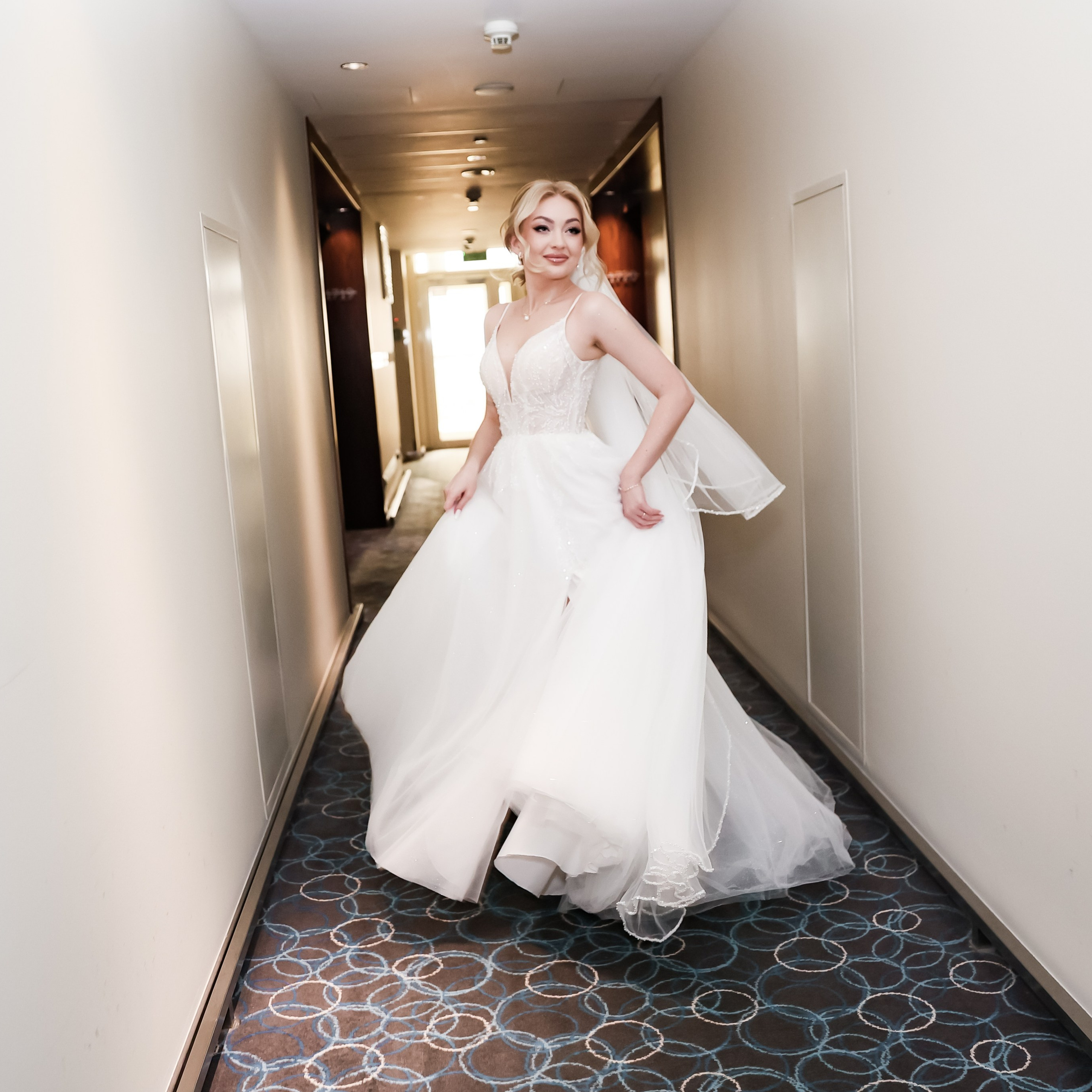 Кирилл и Виктория. ФотоВидеоСъемка свадеб и мероприятий