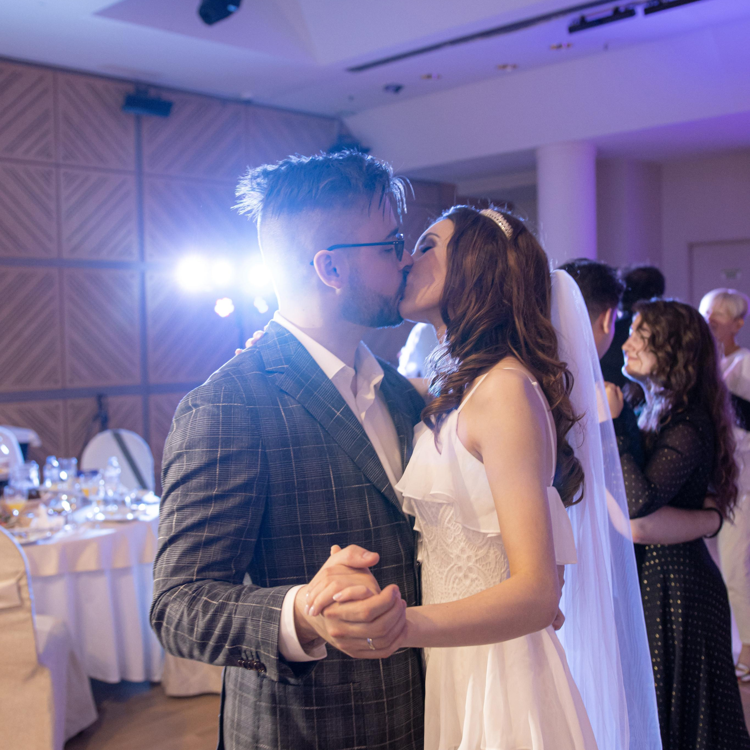 Олег и Анастасия. ФотоВидеоСъемка свадеб и мероприятий