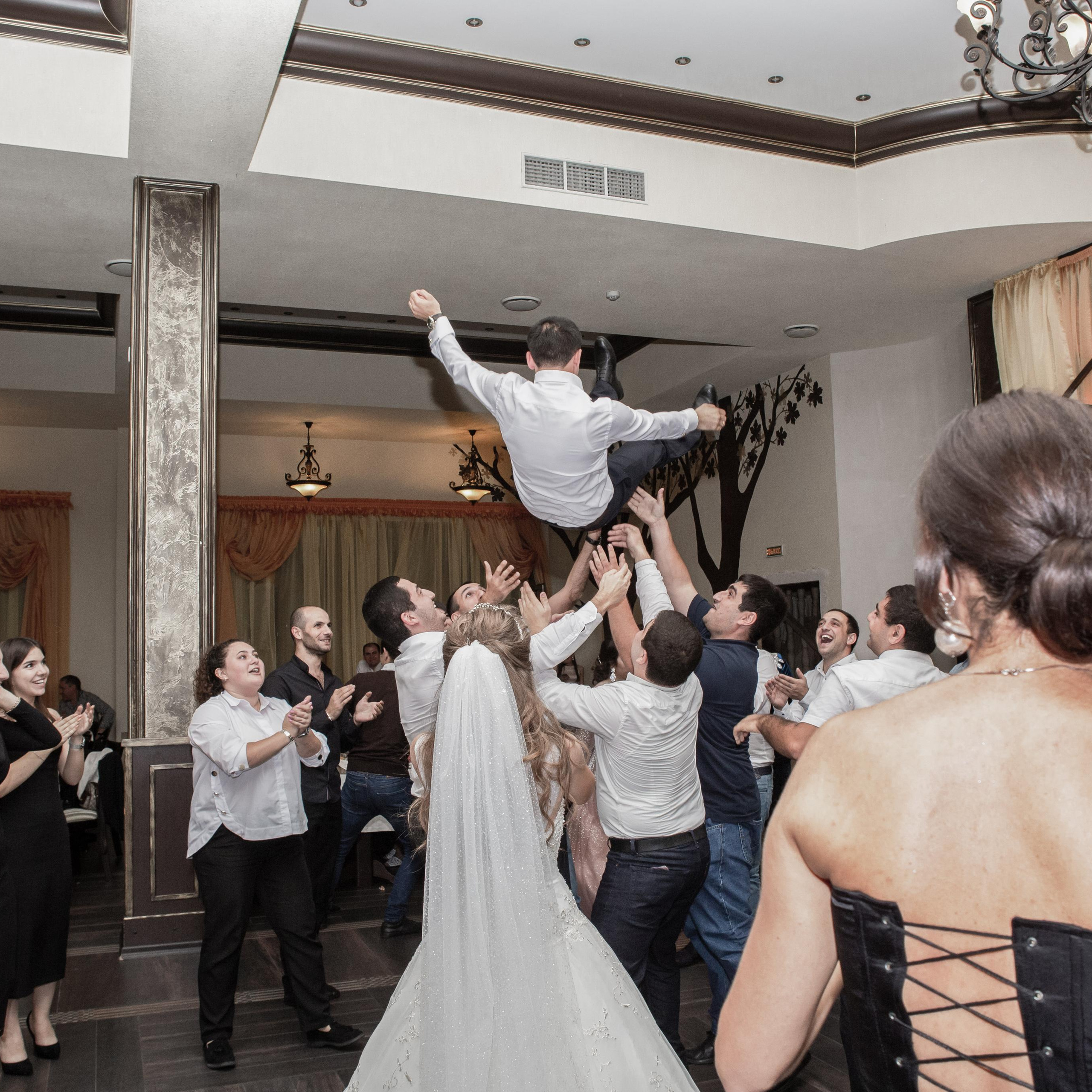 Эрнест и Александа. ФотоВидеоСъемка свадеб и мероприятий