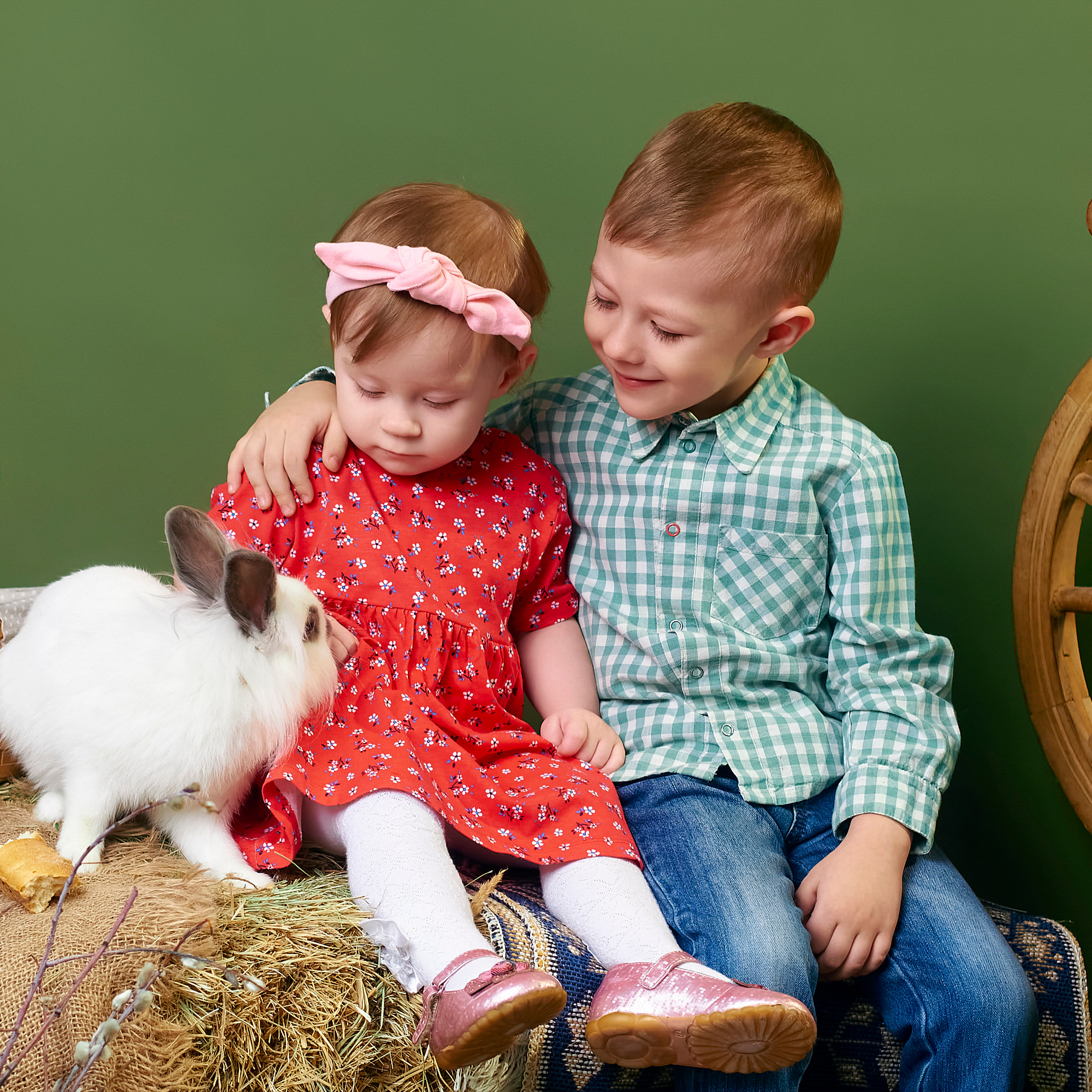 Фотосессия с кроликами