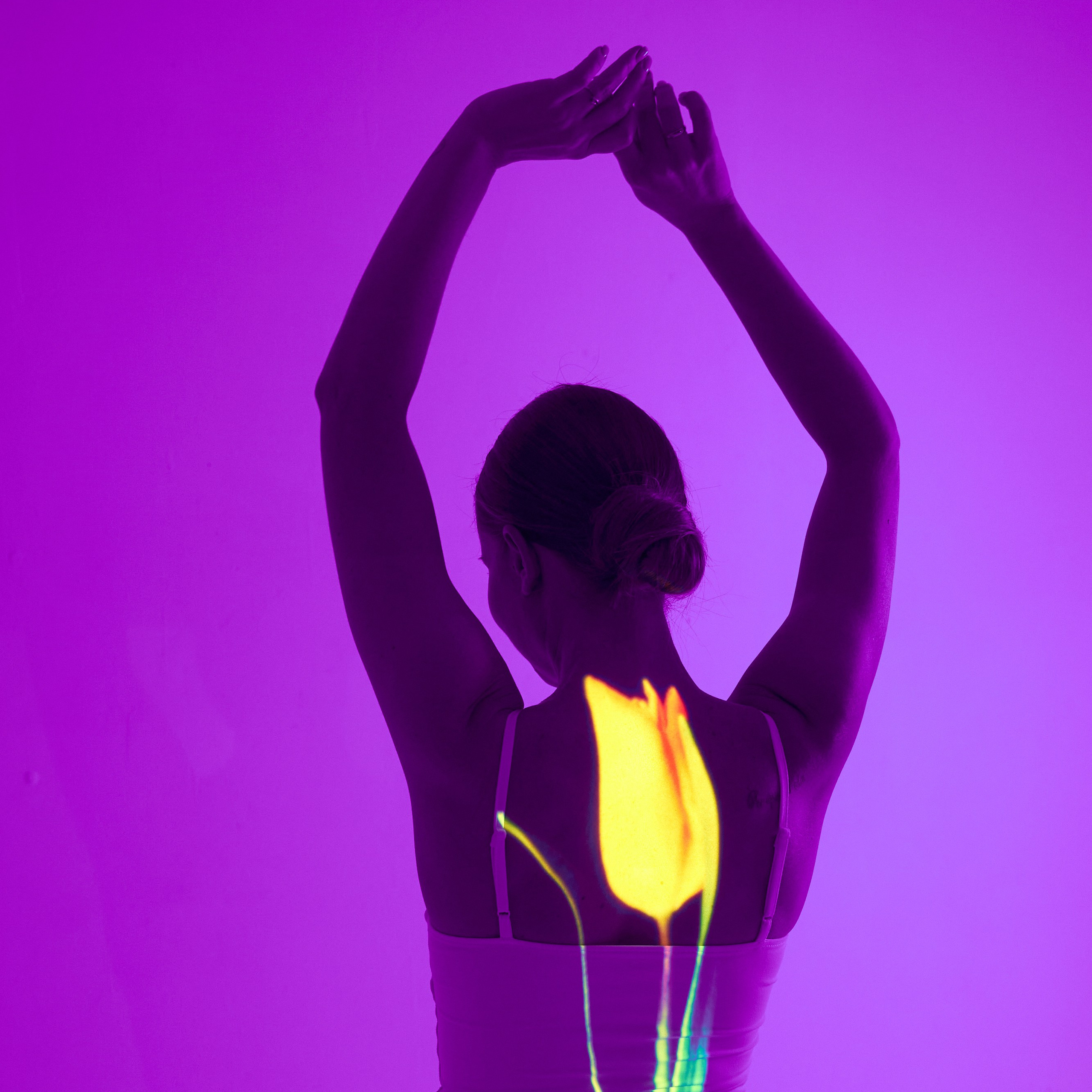 Фотосессия с проектором. Цветы