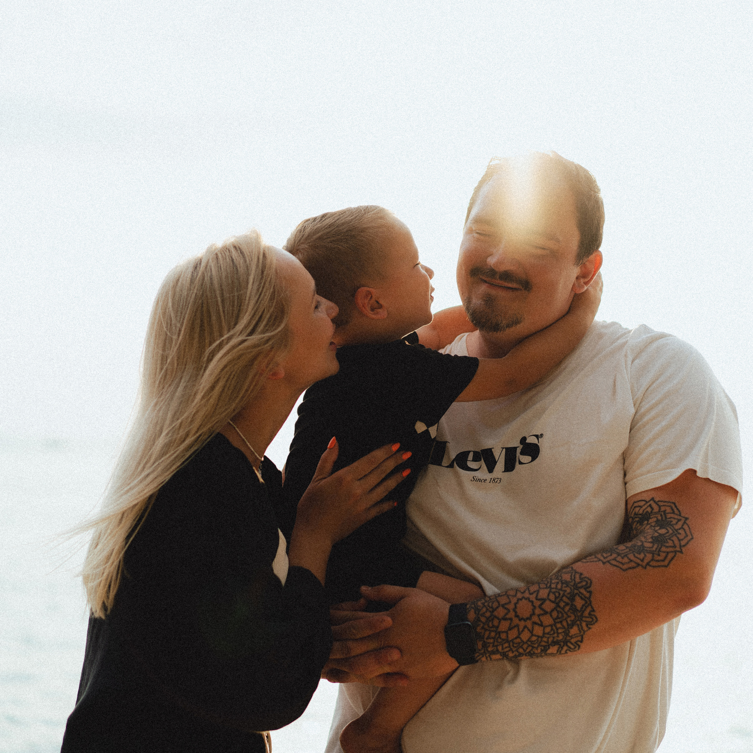 EKATERINA & VIKTOR & SON