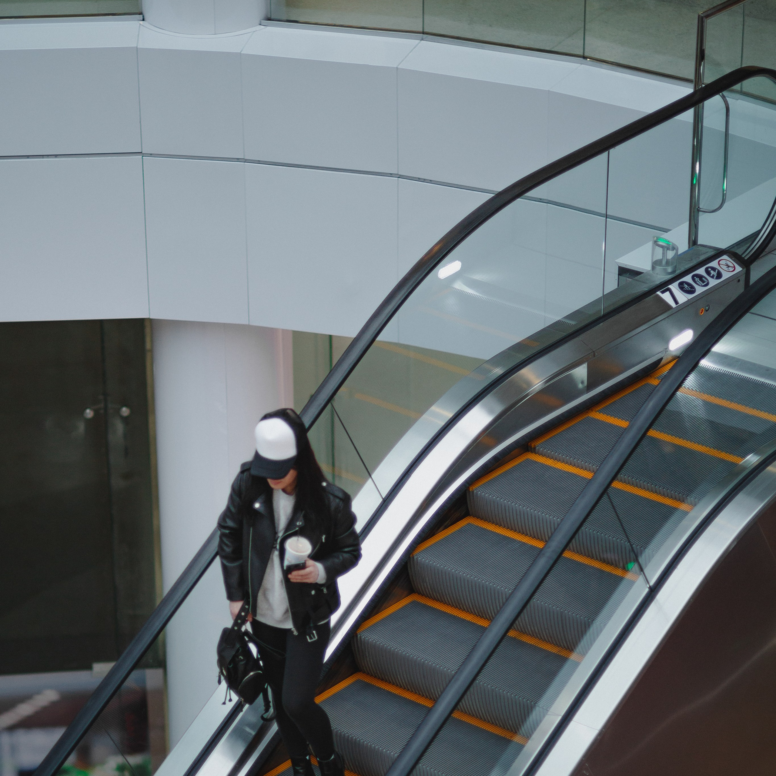 Нелли в&nbsp;ТЦ