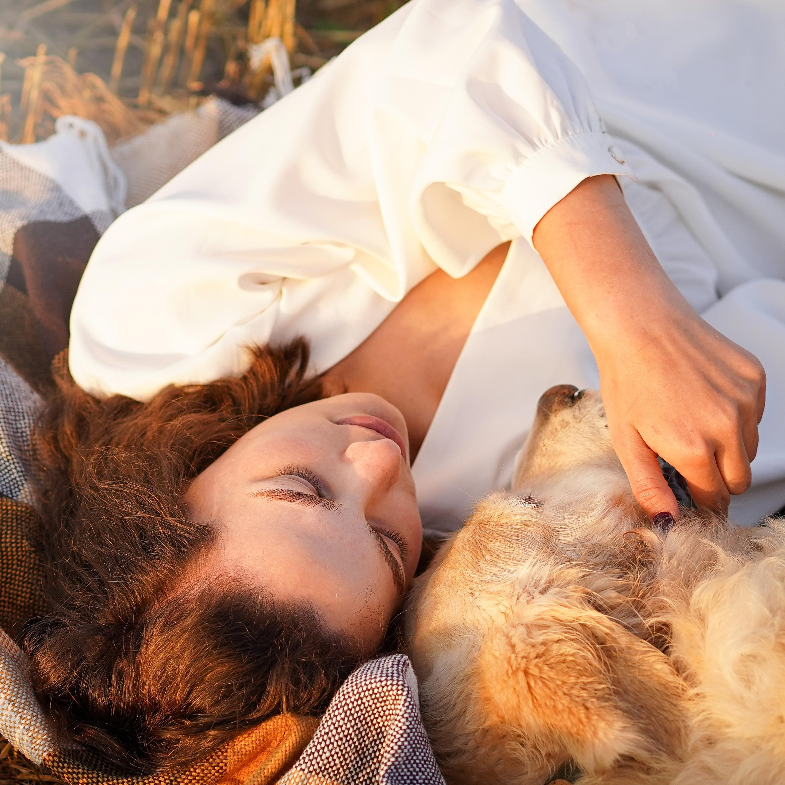 Настя и Арчи в полях