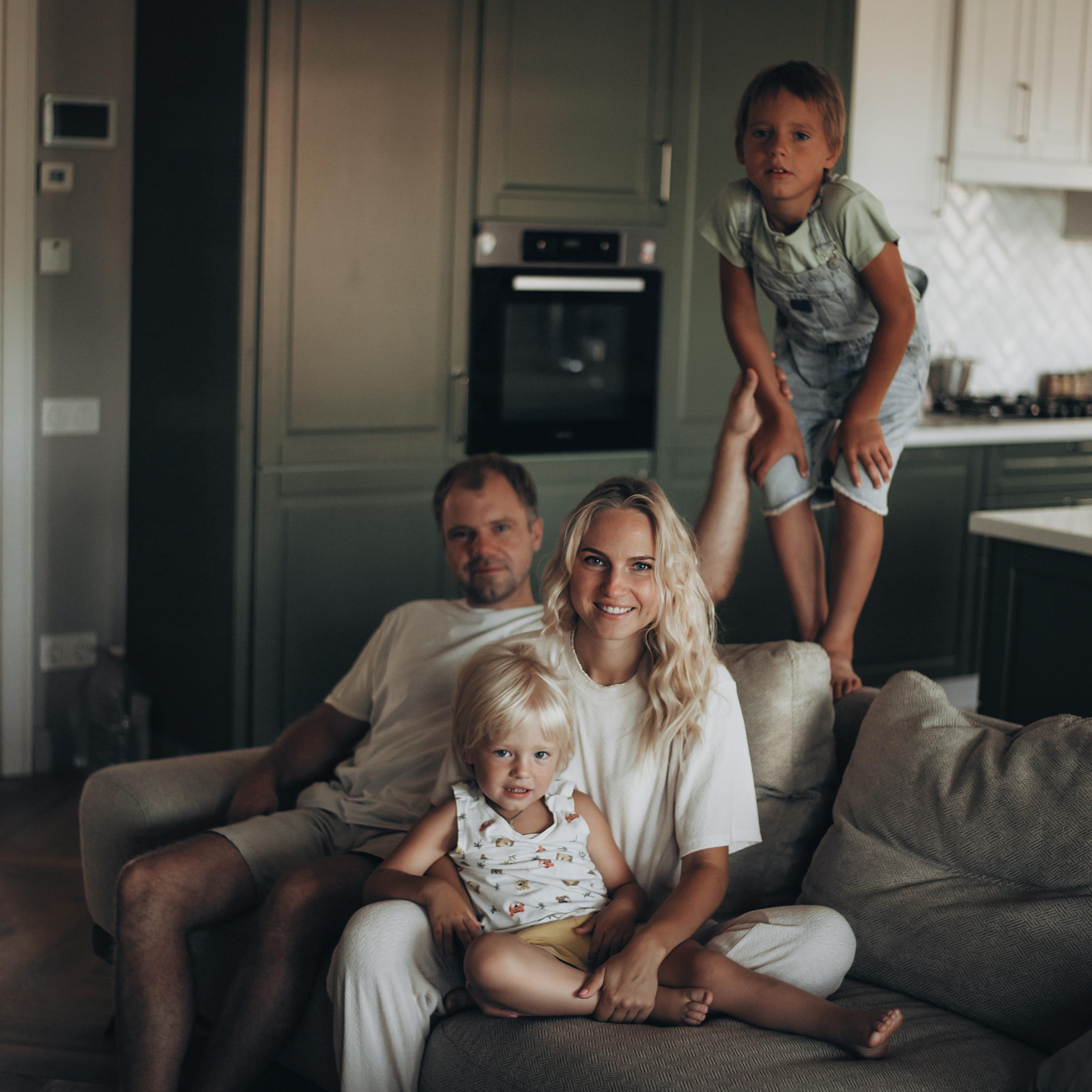 Саша Света Митя Савва.