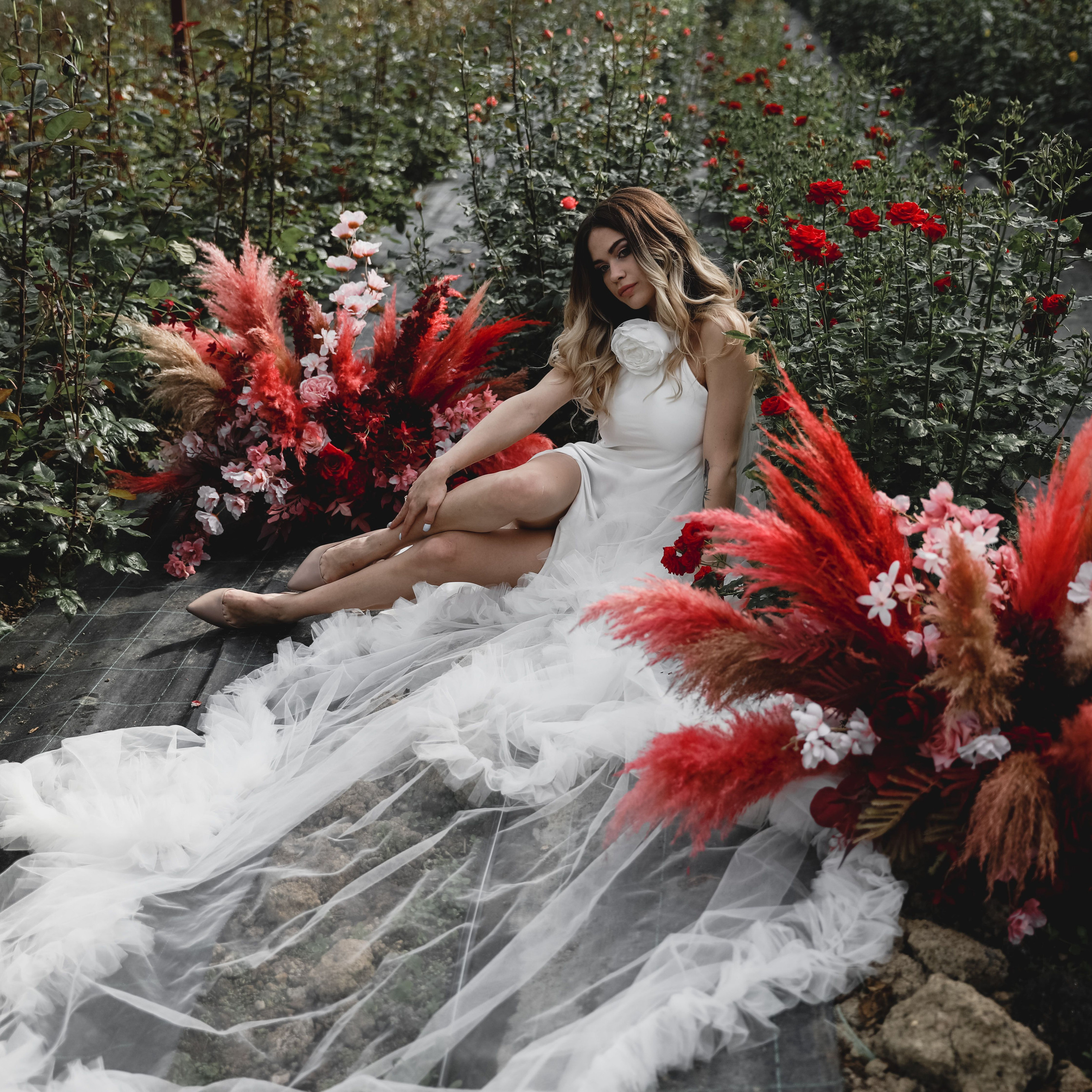 Илона и Максим розы