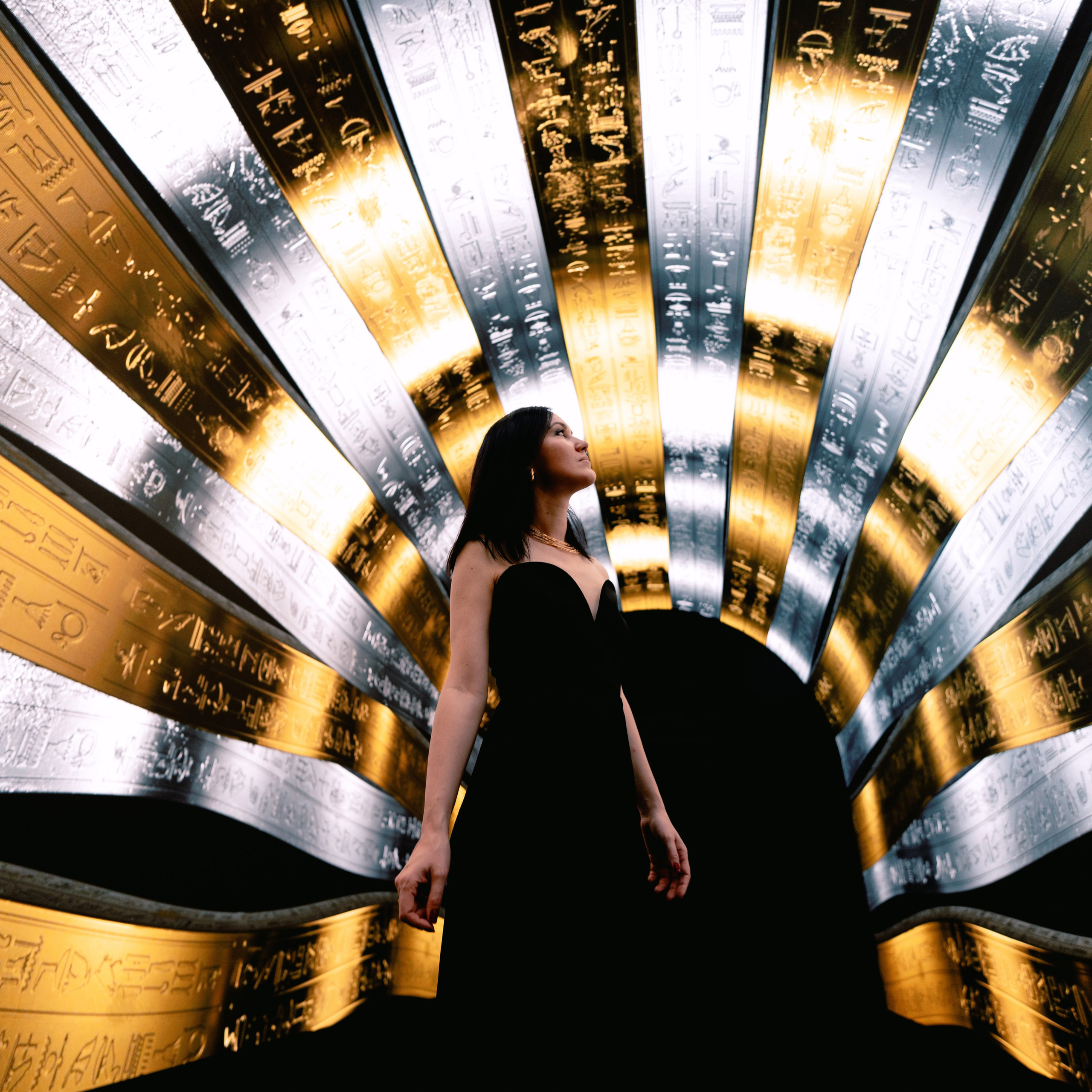 VI Ocean, Tutankhamun, SILA SVETA