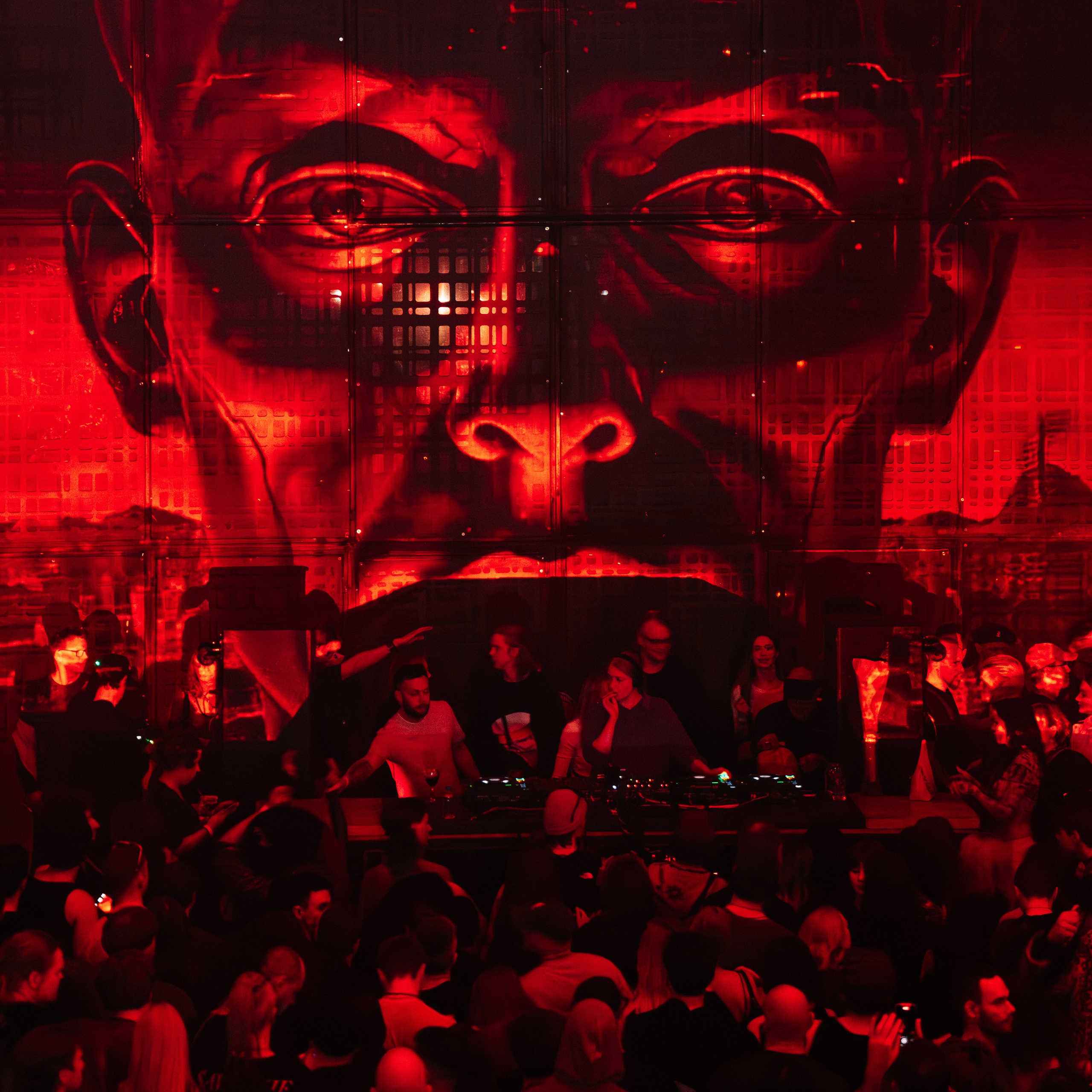 SICK YEARS, ARMA ╳ SILA SVETA