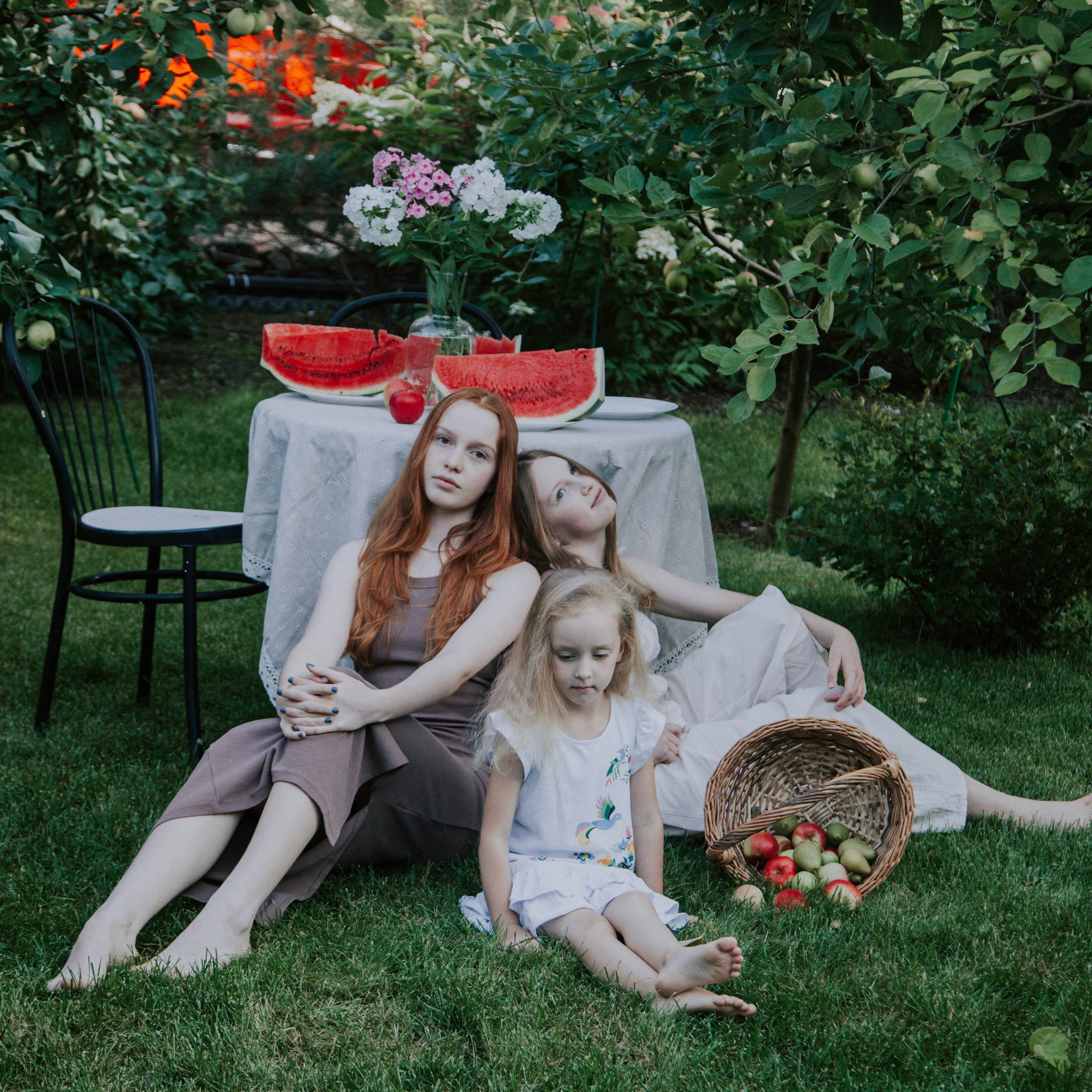 Вечер в саду