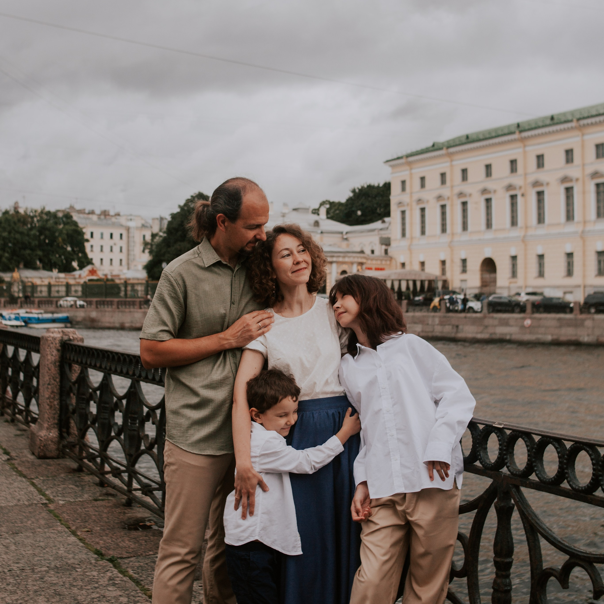 Сергей, Юля, Искра и Костя