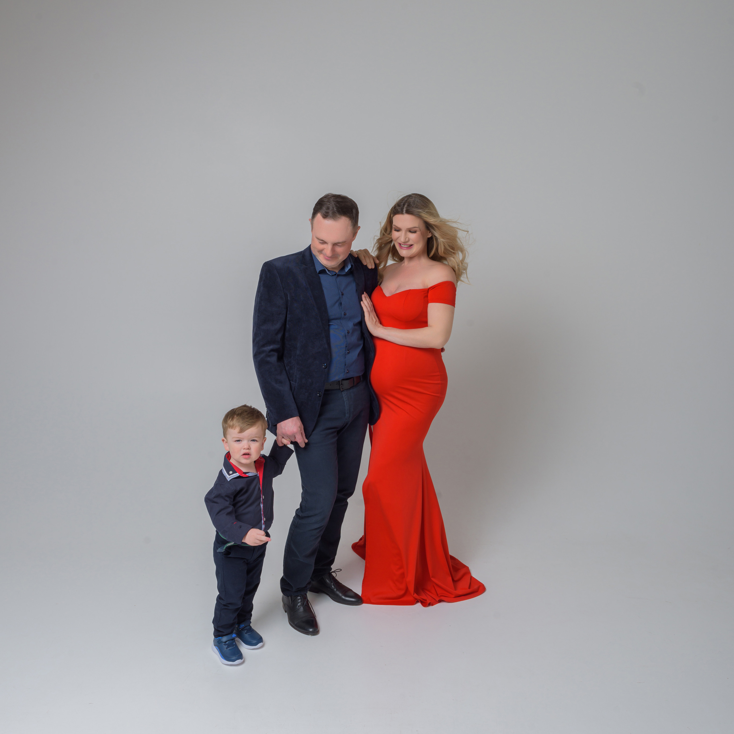 Анна, Евгений, Тема и еще кто-то очень сладкий