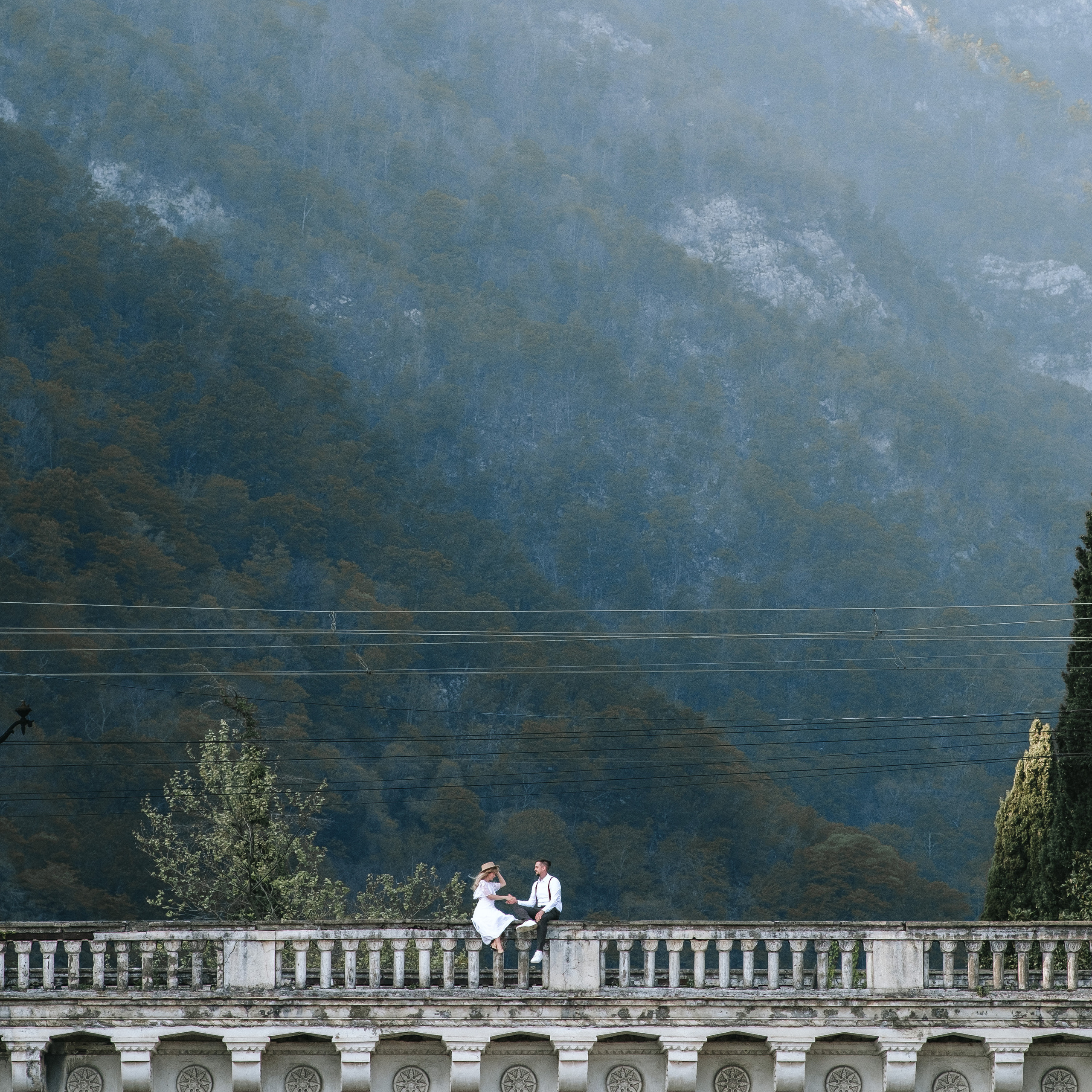 Старая Гагра и Белые скалы