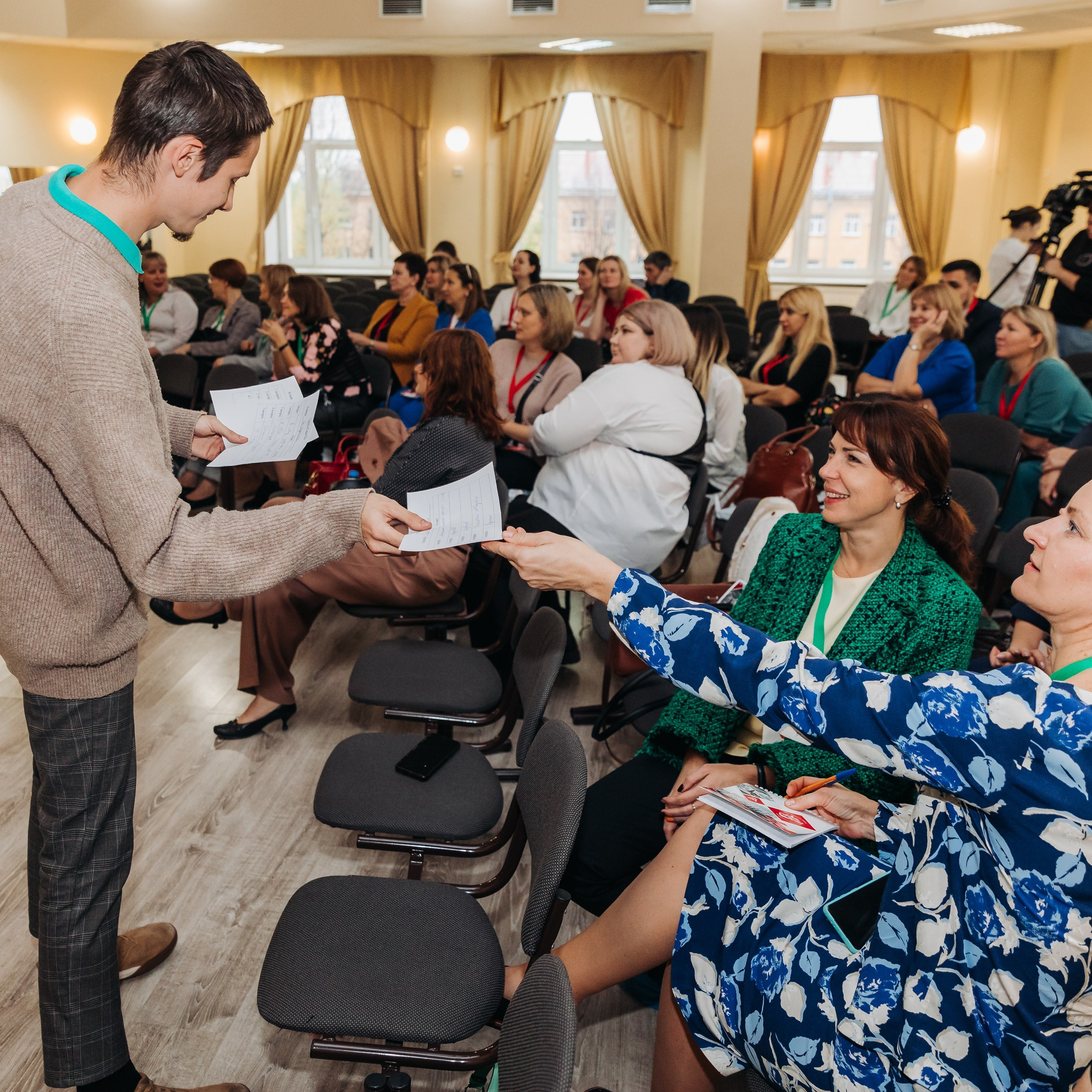 Всероссийская Олимпиада Мой первый учитель. Галерея ПрофАС