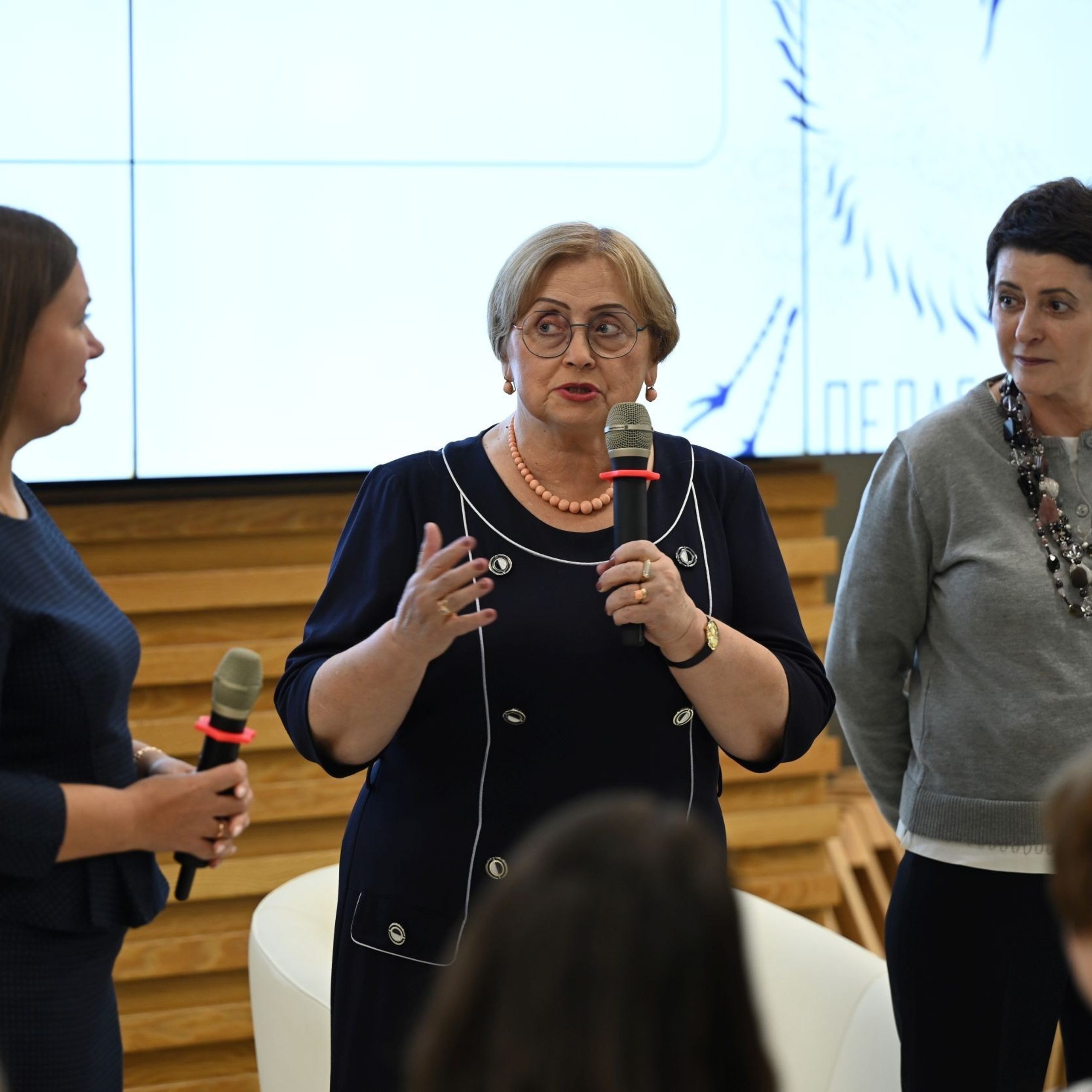 Всероссийская Олимпиада «Педагог — это призвание». Галерея ПрофАС