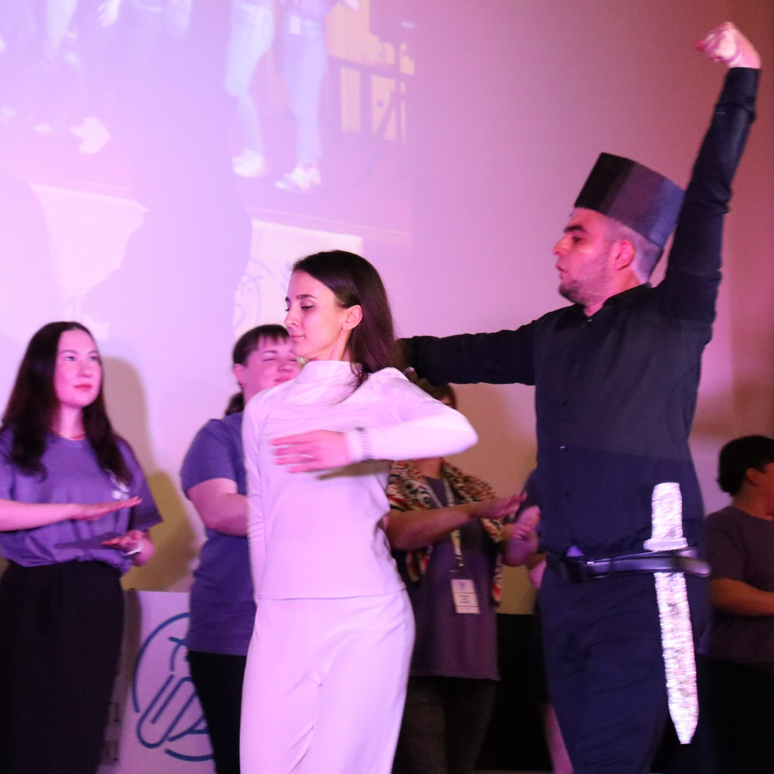 Всероссийская педагогическая школа. Галерея ПрофАС