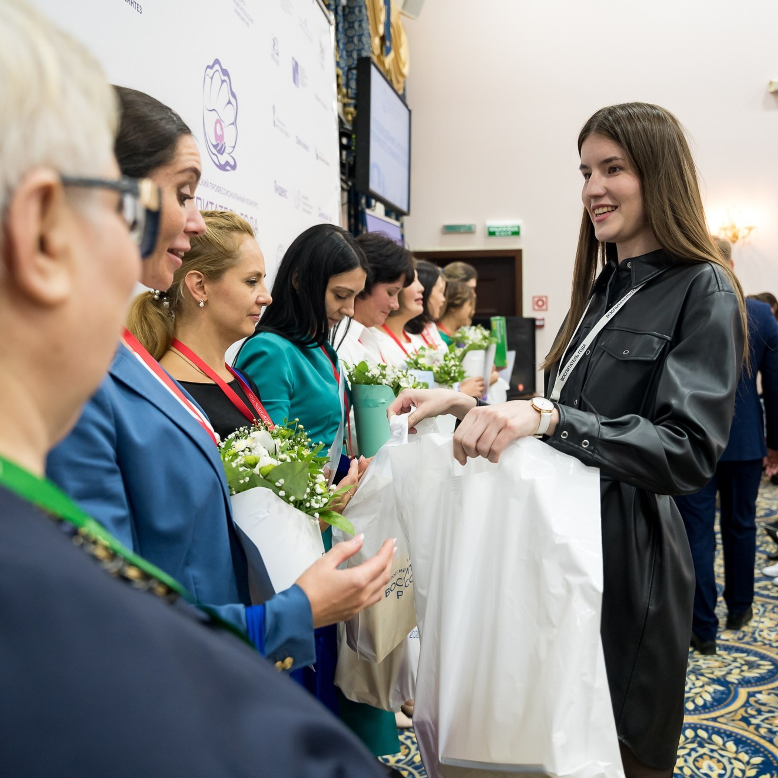 Конкурс Воспитатель года. Галерея ПрофАС