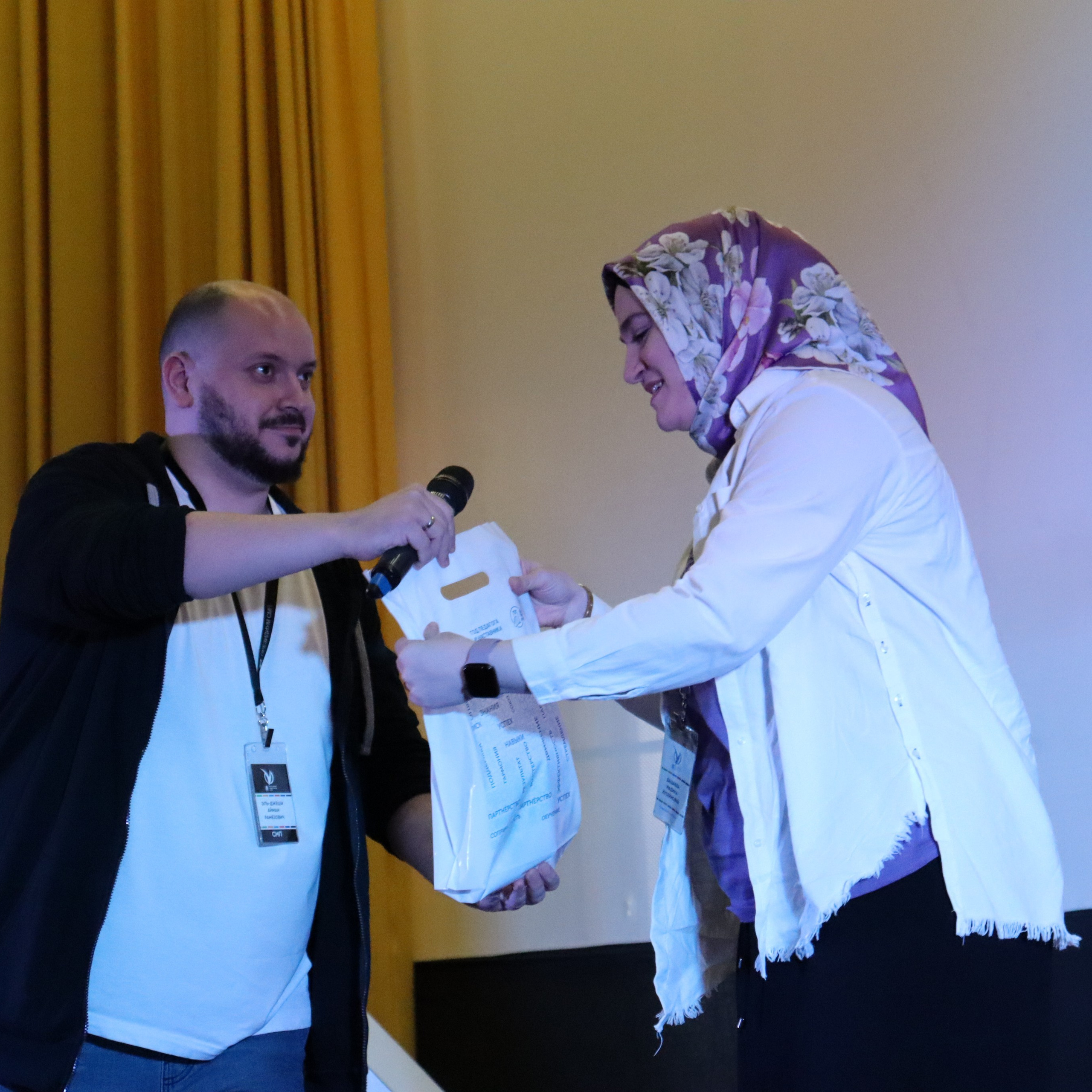 Всероссийская педагогическая школа. Галерея ПрофАС