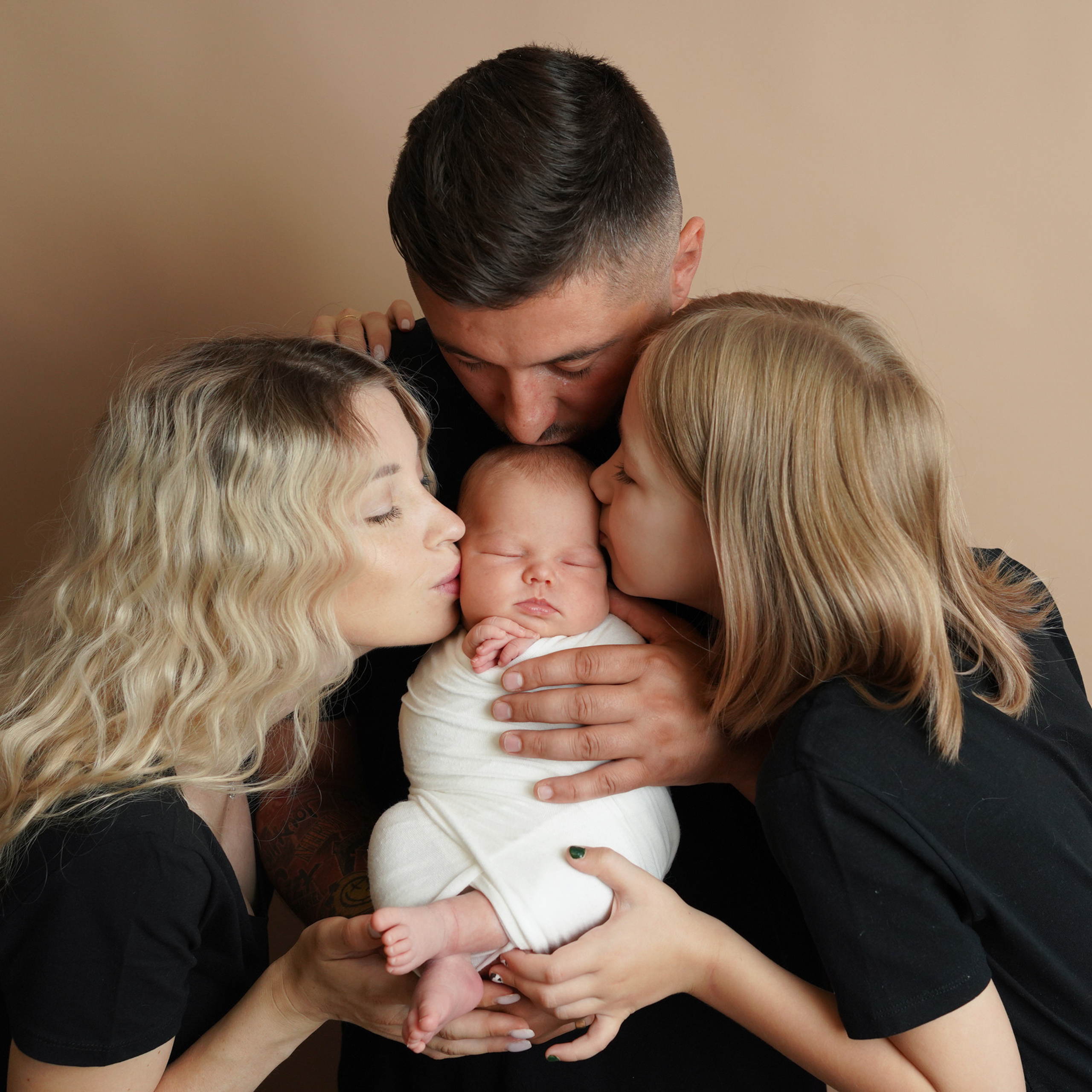 Отзывы о детской фотосессии и отзывы о детском фотографе. Детский фотограф и фотограф новорожденных в Калининград Оксана Иваний