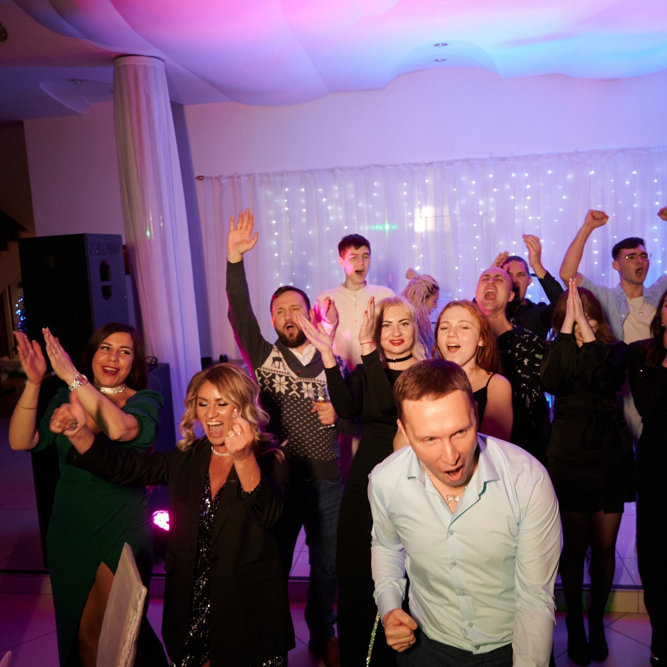 Оставить Отзыв. Профессиональный репортажный фотограф в Самаре Никита Королев