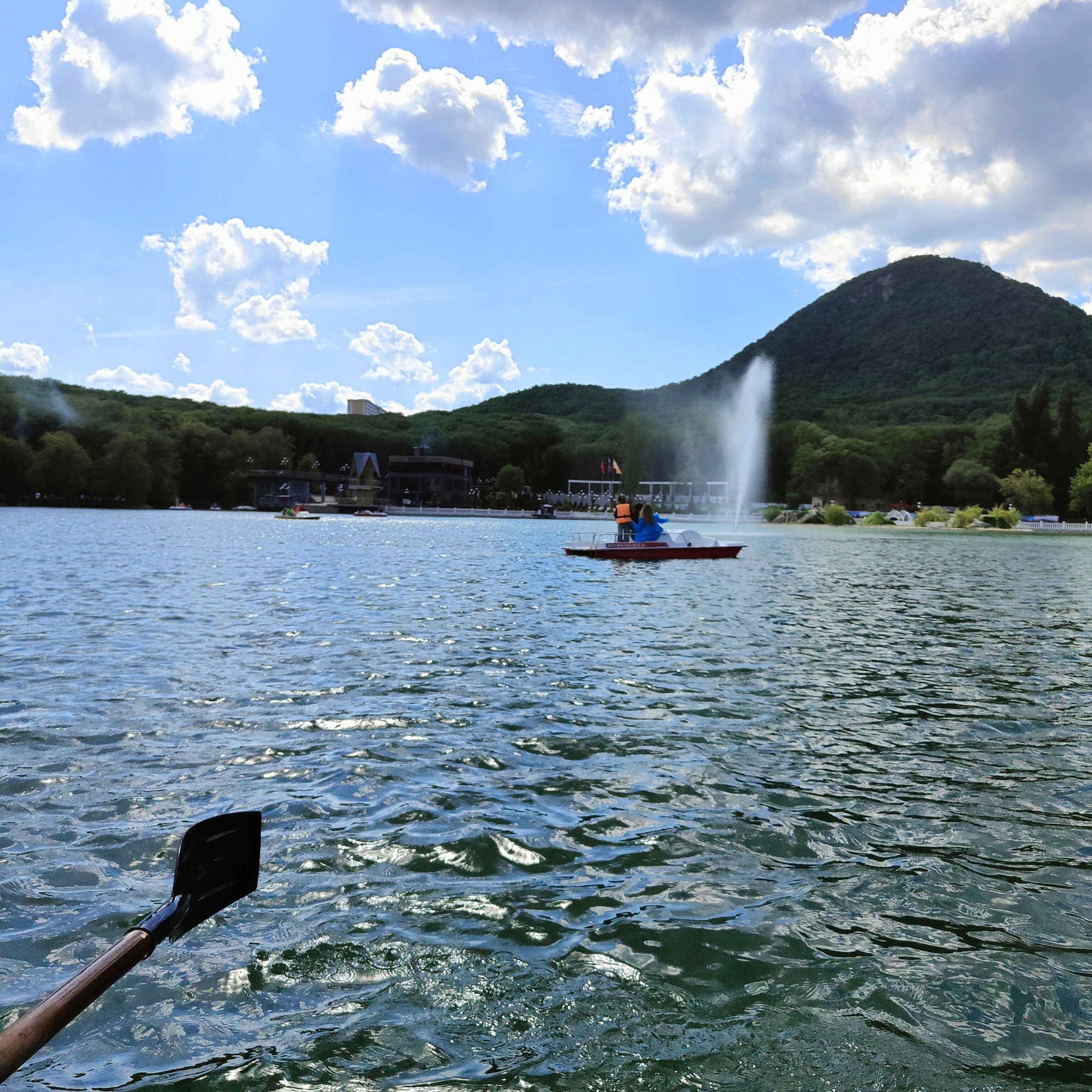Туманное утро на дороге в Джилу-Су и солнечный Железноводск. Фотограф-документалист Мария Осокина