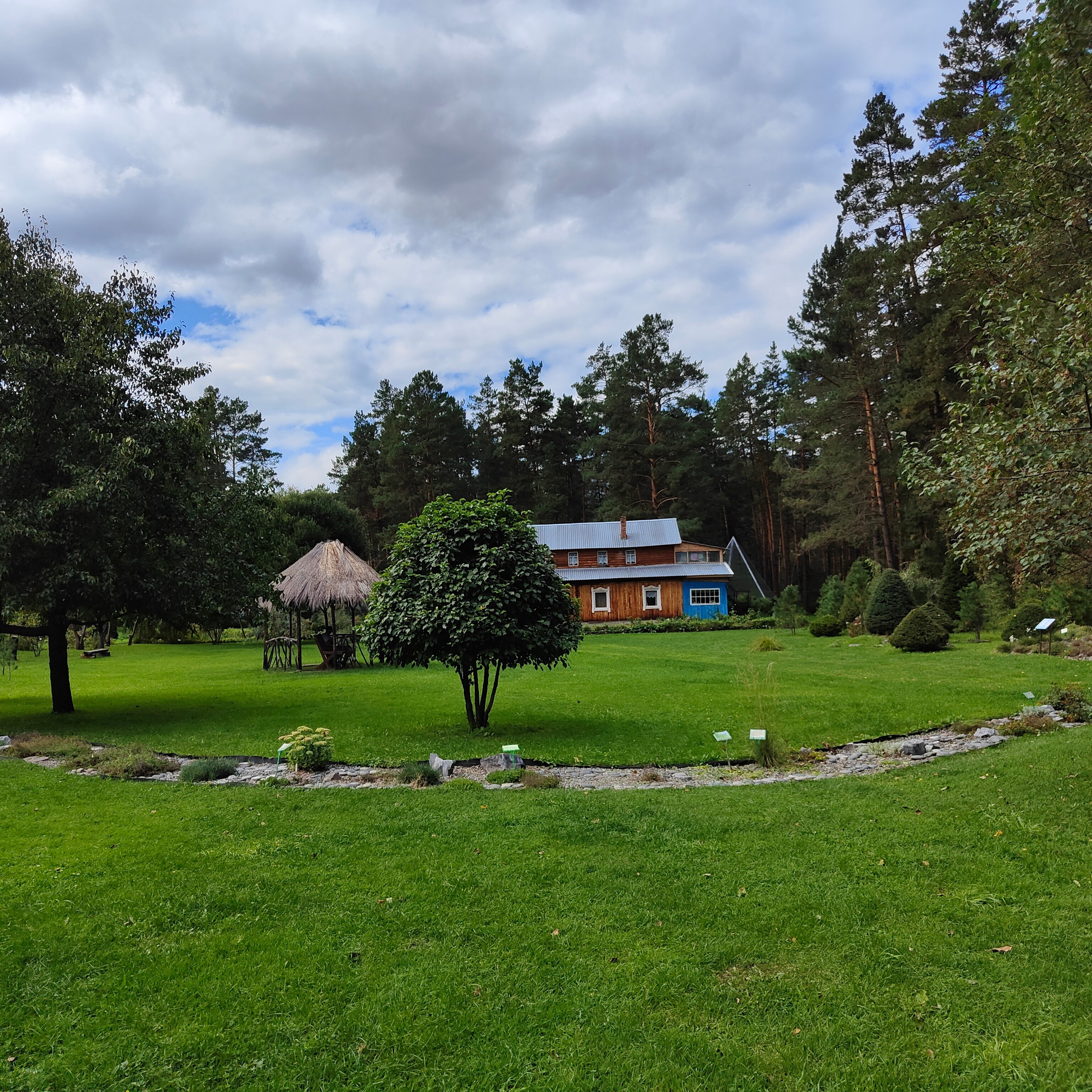 Ботанический сад и Шаманская поляна. Фотограф-документалист Мария Осокина