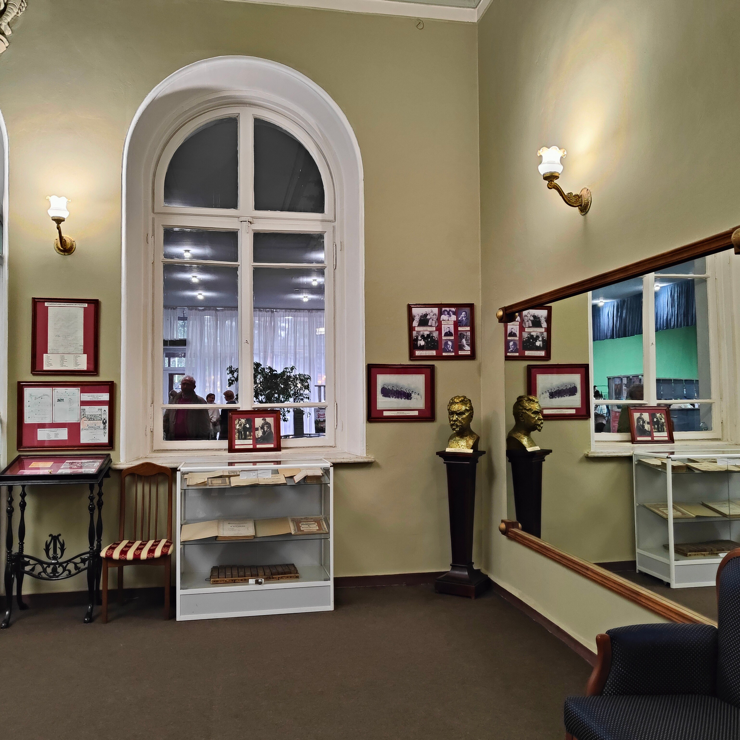 Музей-усадьба художника Николая Ярошенко и Мастерская кофе. Фотограф-документалист Мария Осокина