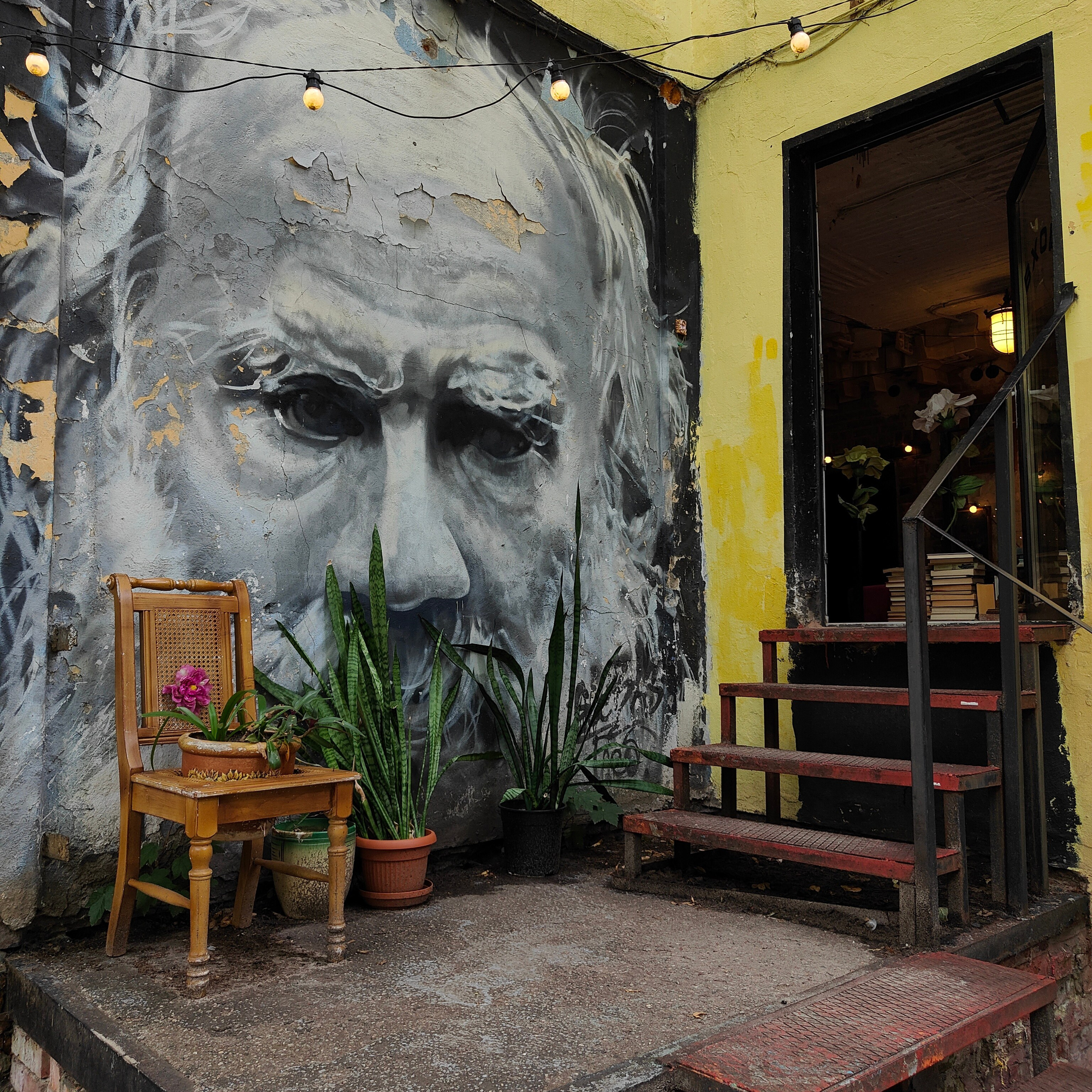 Калининградский стрит. От Amalienau Breakfast до кафе Толстой. Фотограф-документалист Мария Осокина