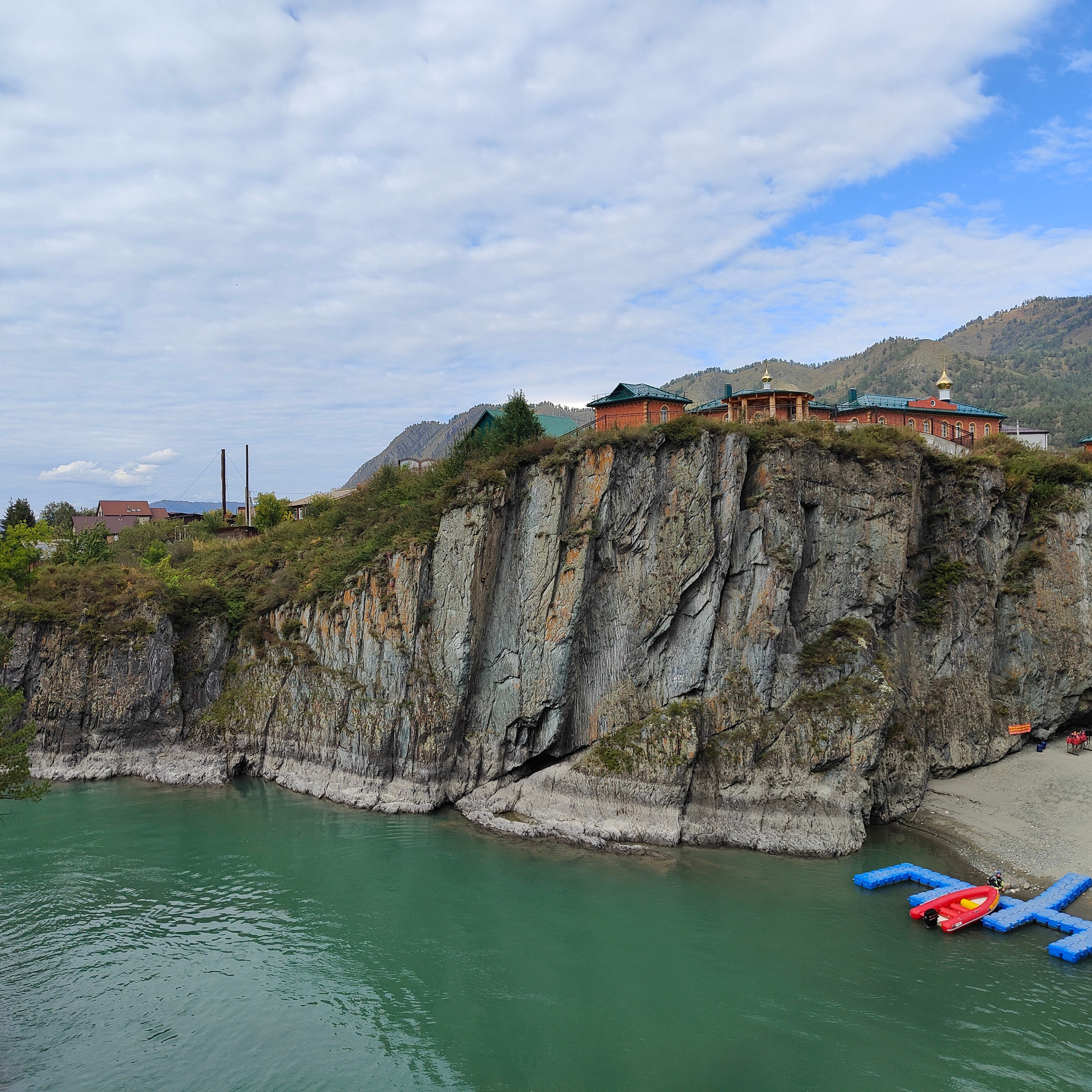 Летний Кедровый остров и осенний Патмос. Фотограф-документалист Мария Осокина