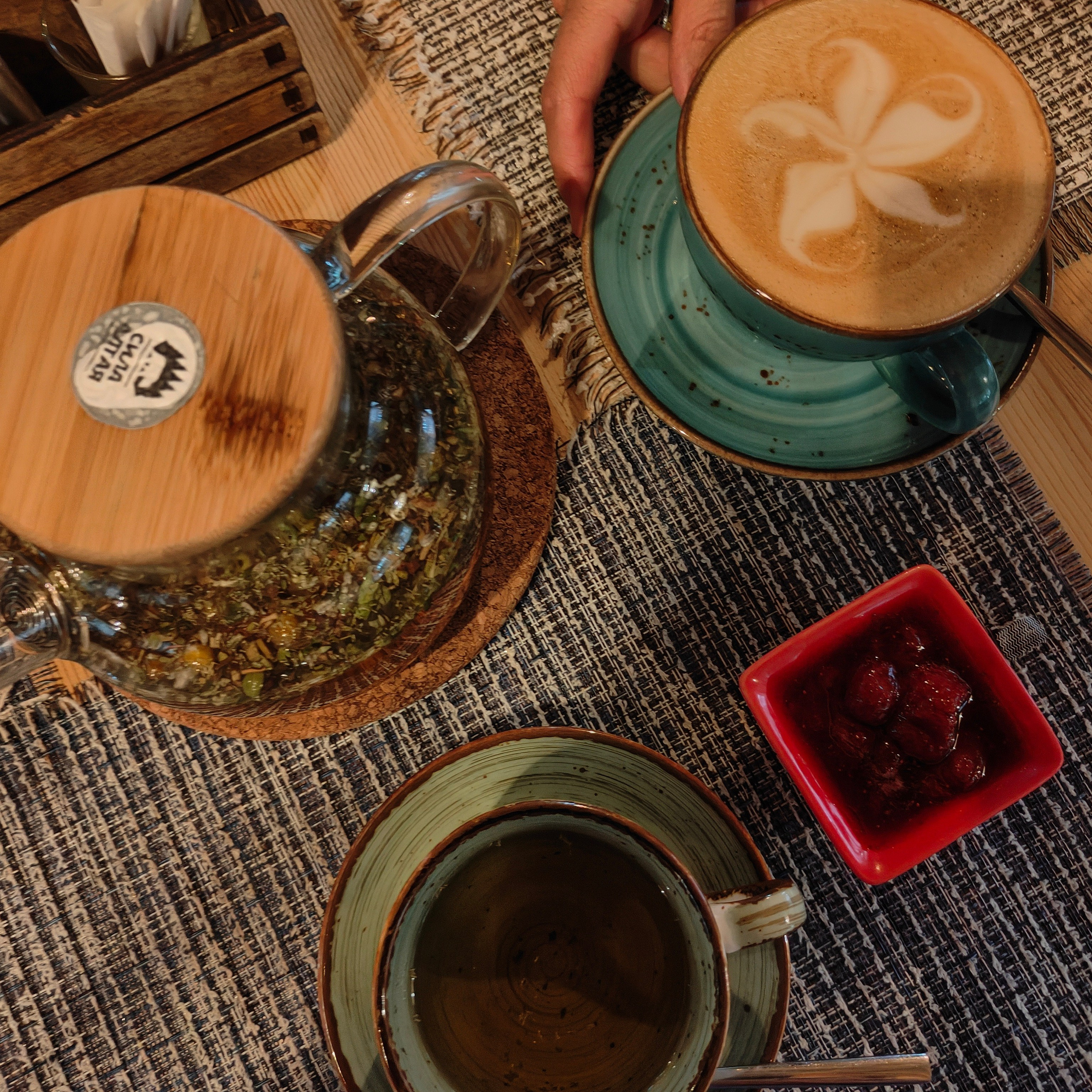 Солнечные кадры сквозь ливень. Фотограф-документалист Мария Осокина