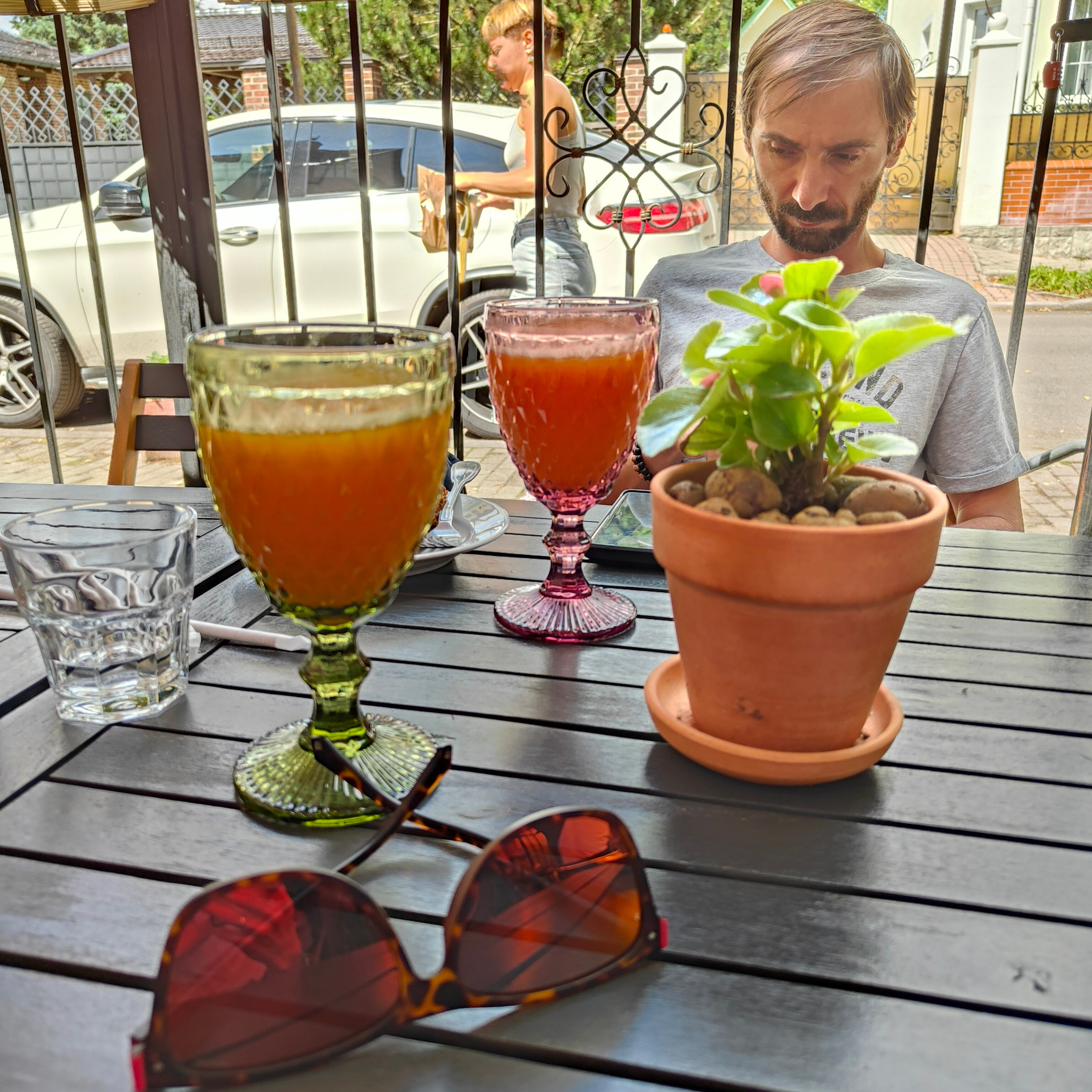 Калининградский стрит. От Amalienau Breakfast до кафе Толстой. Фотограф-документалист Мария Осокина