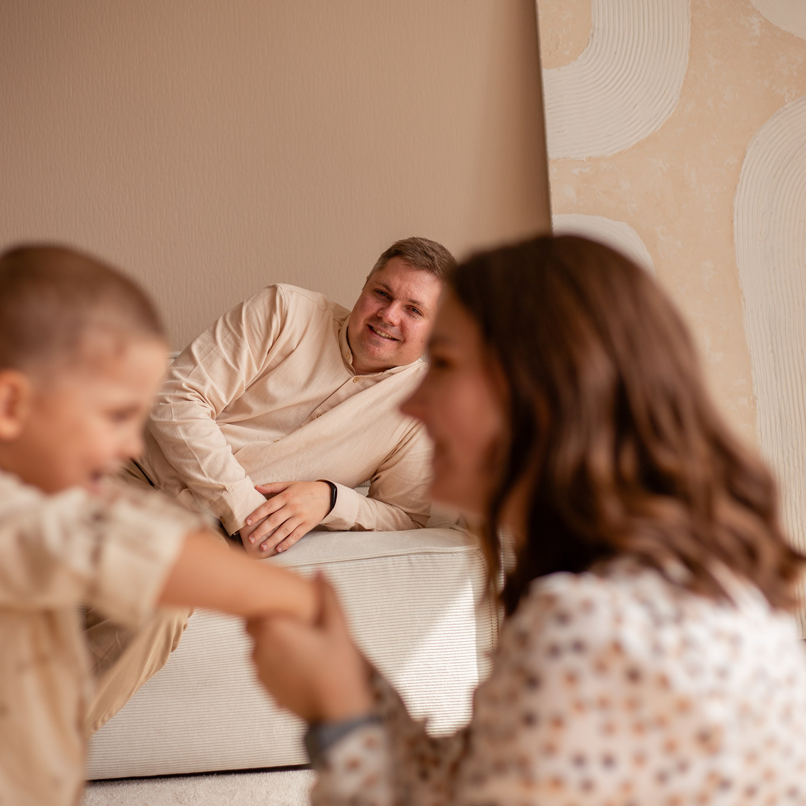 Надежда, Григорий и Ваня с семьёй