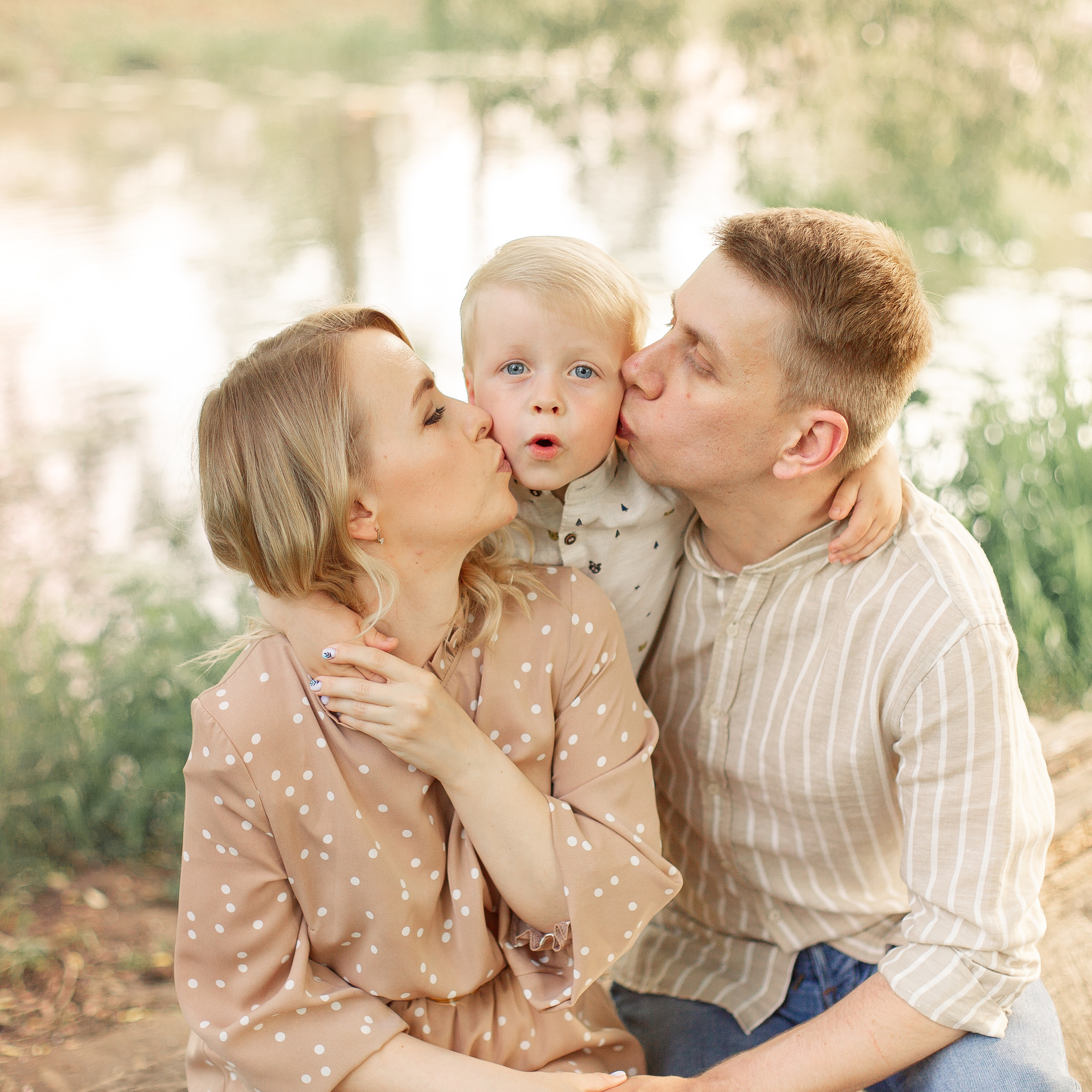 Про Илью, Настю и Семёна