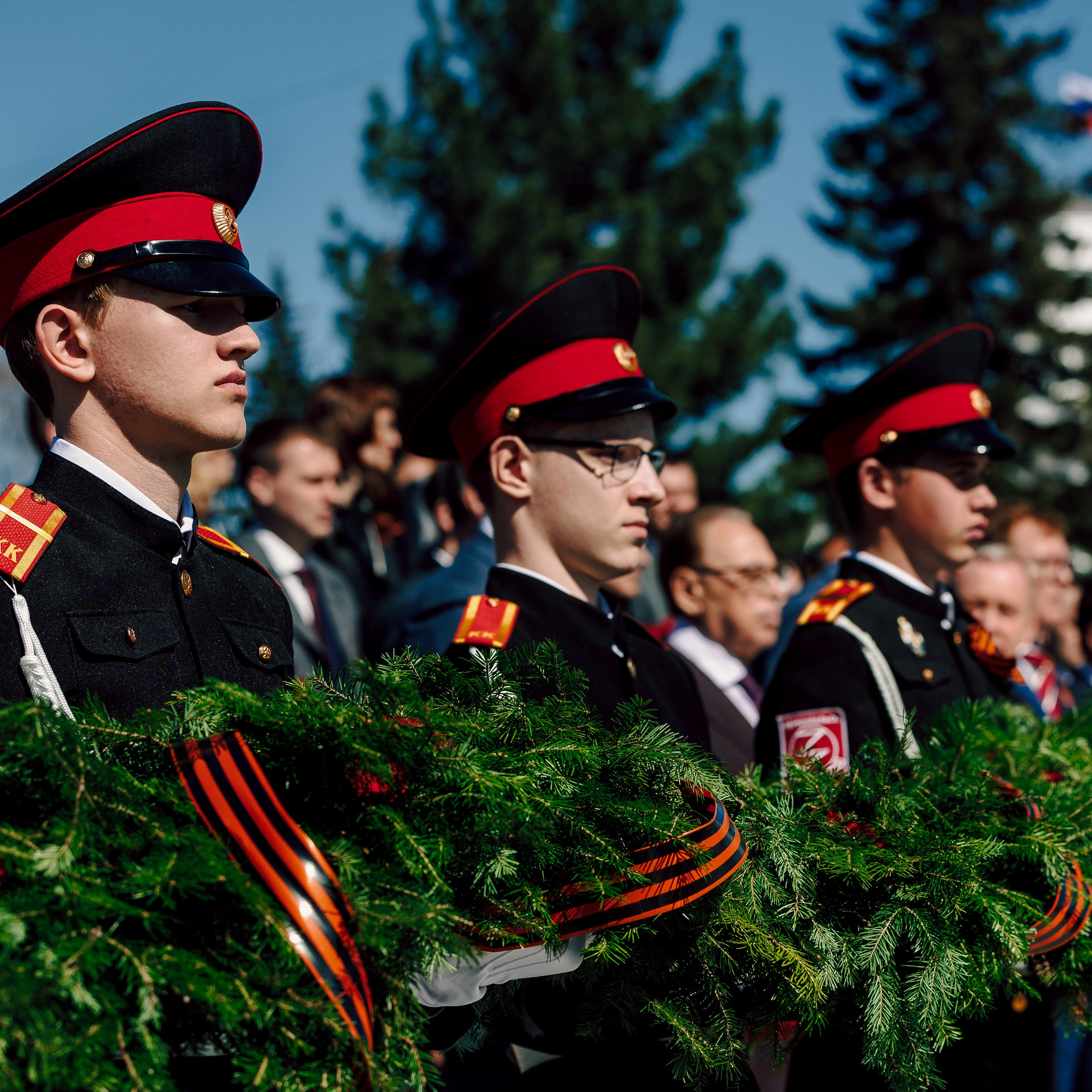 Торжественный митинг, посвящённый открытию Мемориала Славы воинам-новотрубникам