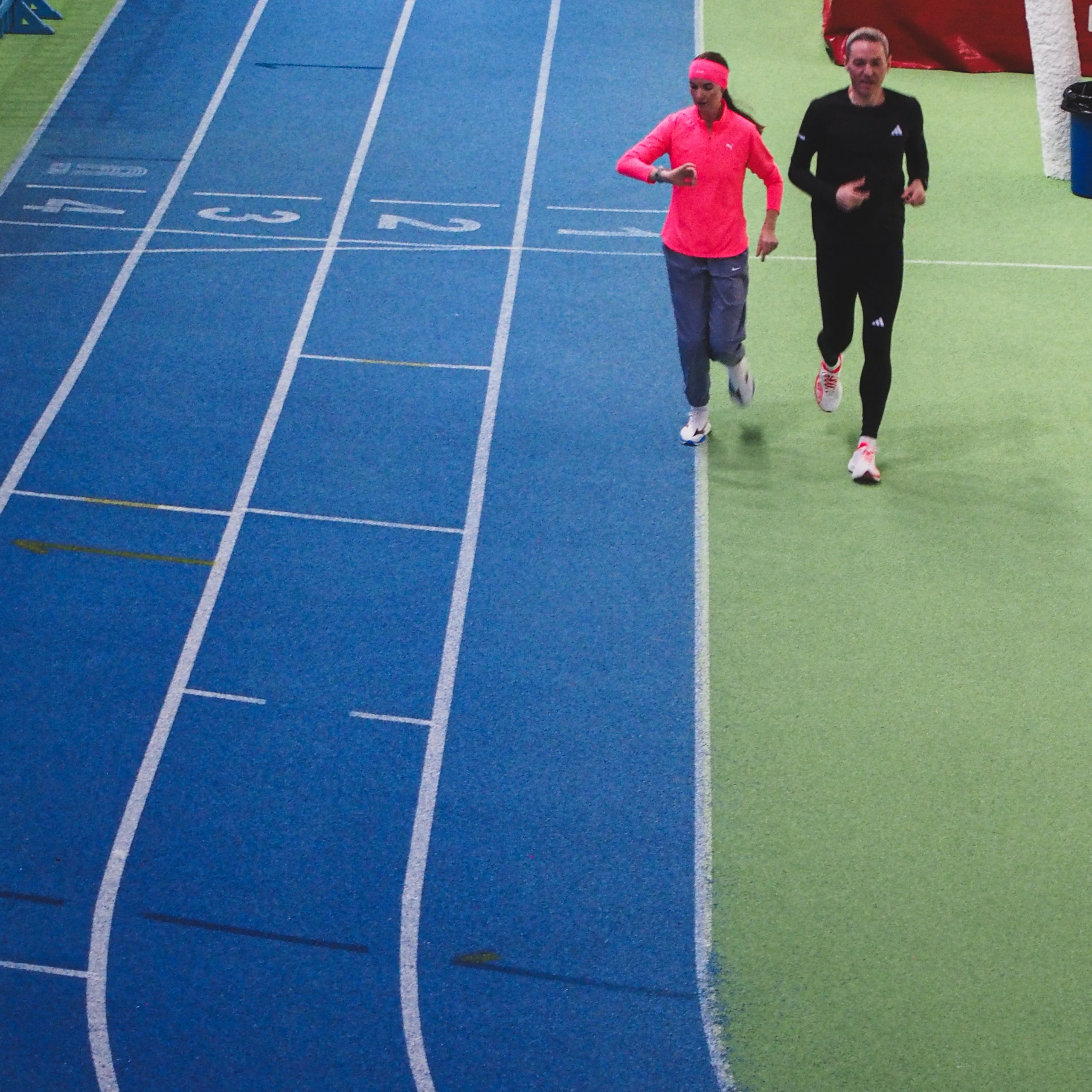 Манеж Луч. Recro