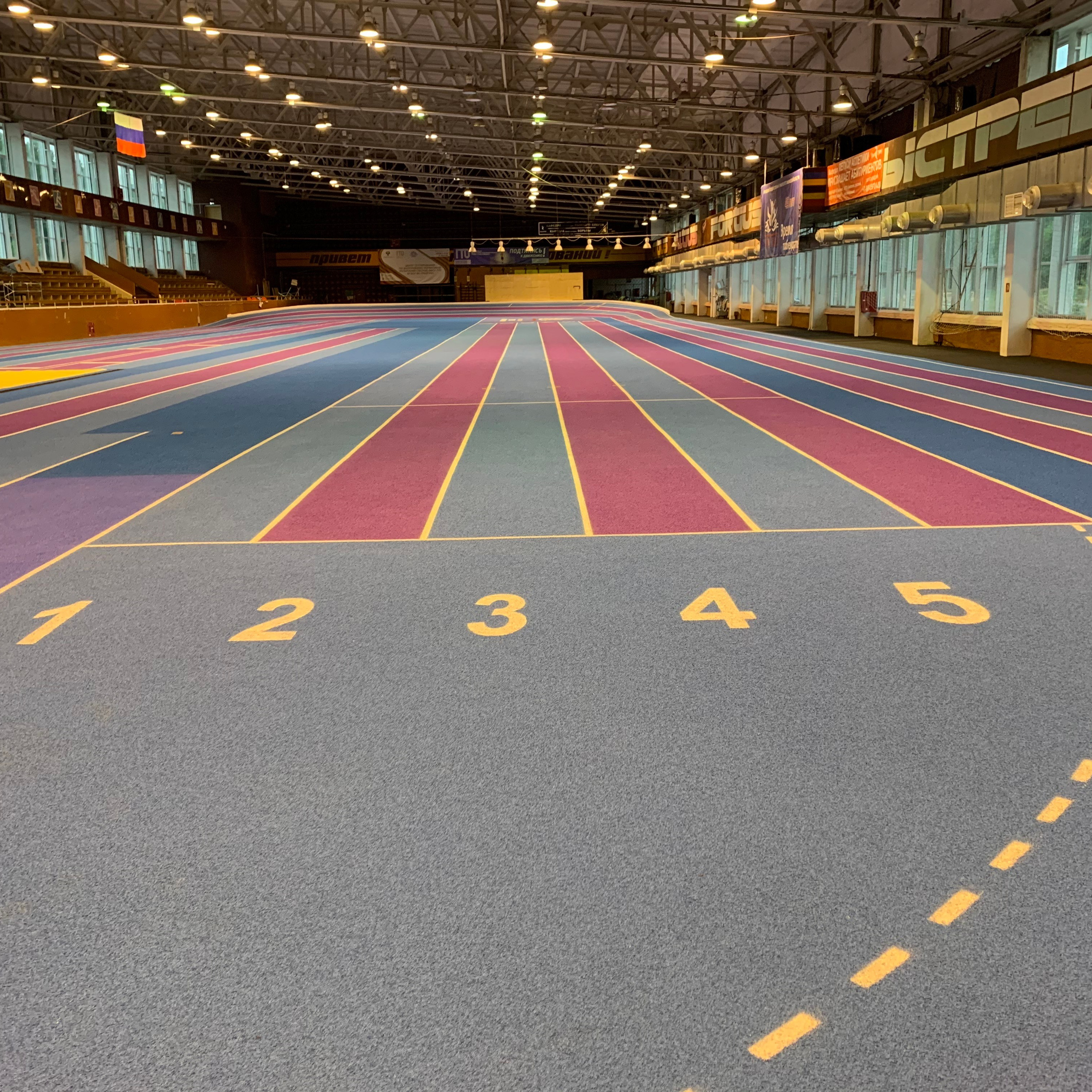 Манеж УРАЛГУФК Челябинск. Recro